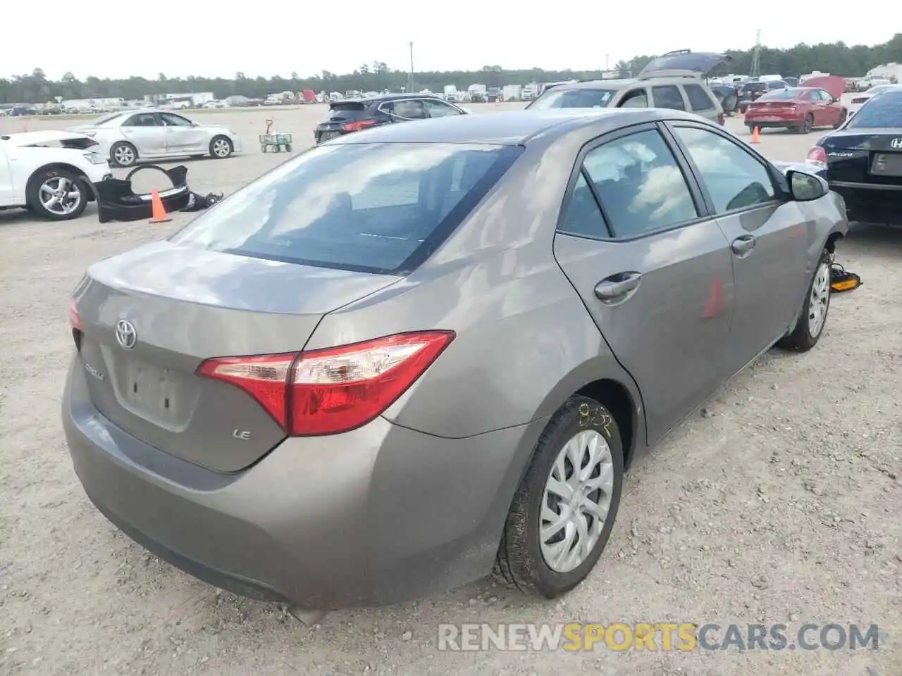 4 Photograph of a damaged car 5YFBURHE6KP871849 TOYOTA COROLLA 2019