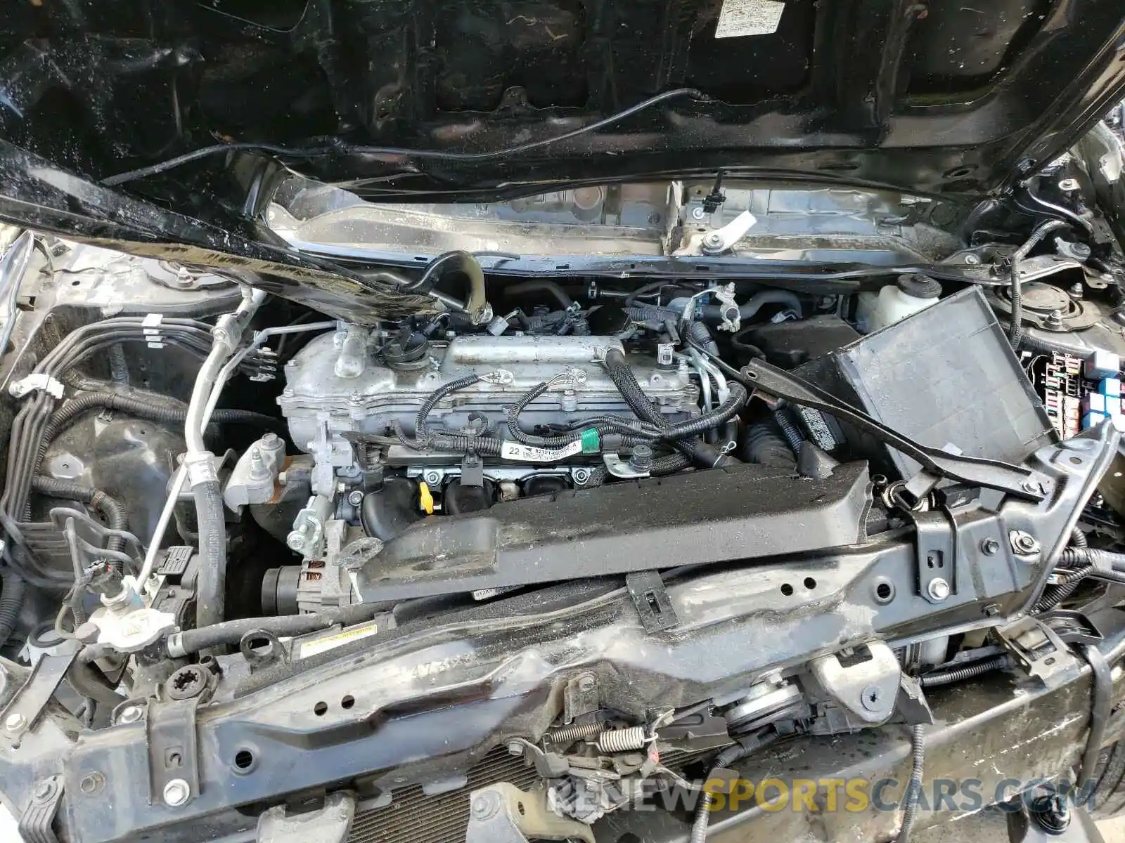 7 Photograph of a damaged car 5YFBURHE6KP872760 TOYOTA COROLLA 2019