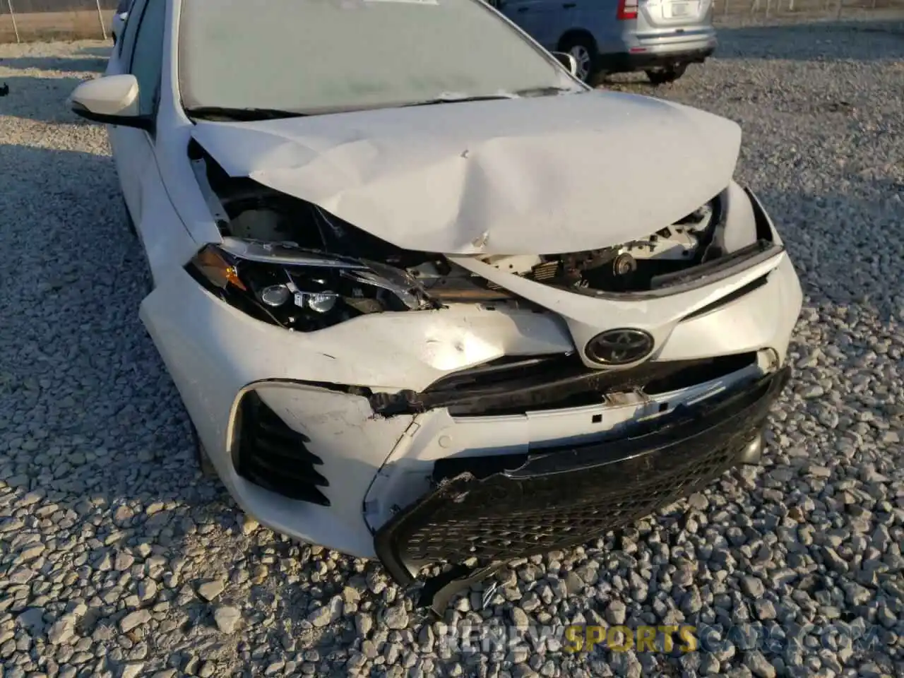 9 Photograph of a damaged car 5YFBURHE6KP872953 TOYOTA COROLLA 2019