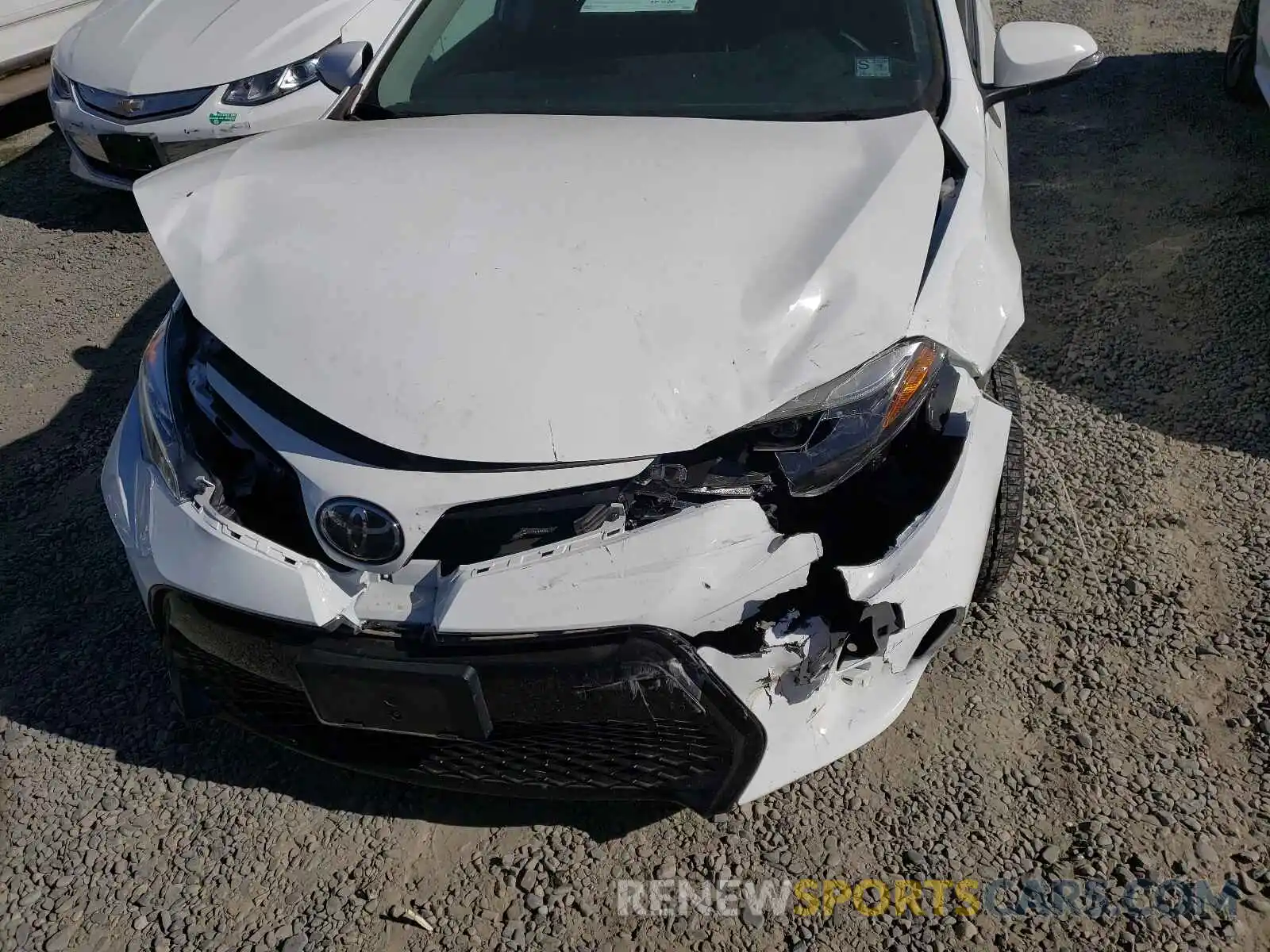 9 Photograph of a damaged car 5YFBURHE6KP874170 TOYOTA COROLLA 2019