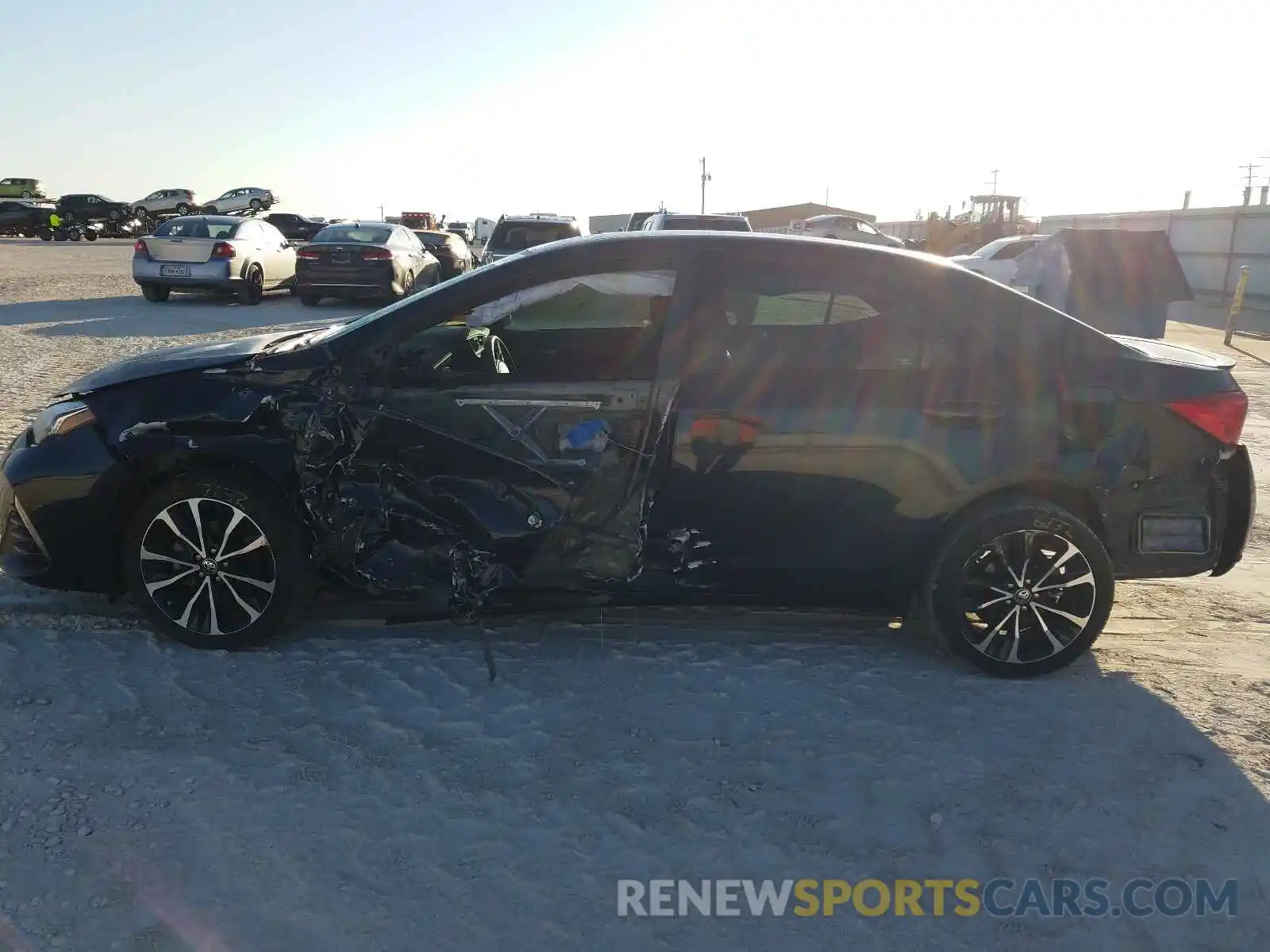 10 Photograph of a damaged car 5YFBURHE6KP874685 TOYOTA COROLLA 2019