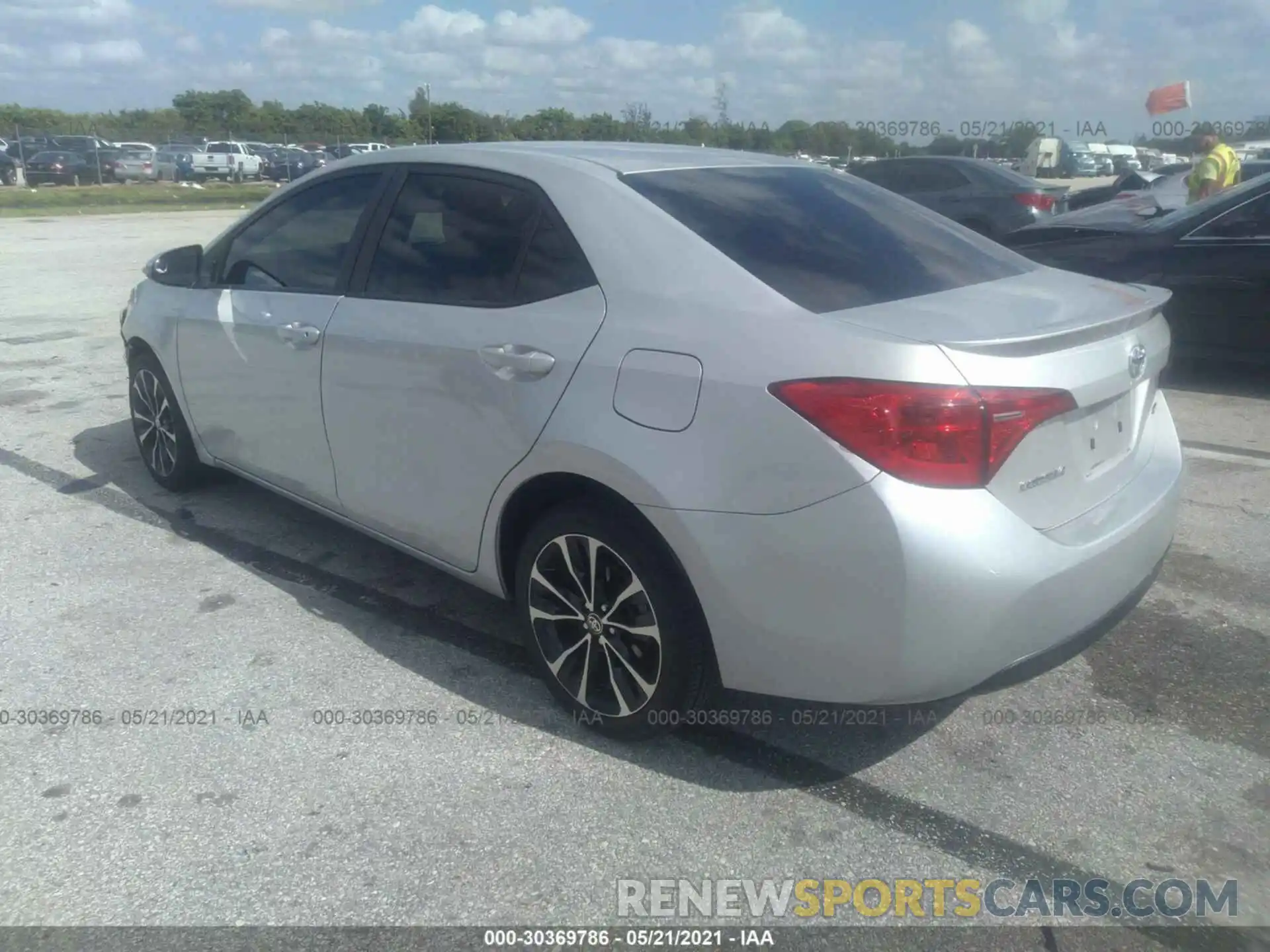 3 Photograph of a damaged car 5YFBURHE6KP875786 TOYOTA COROLLA 2019