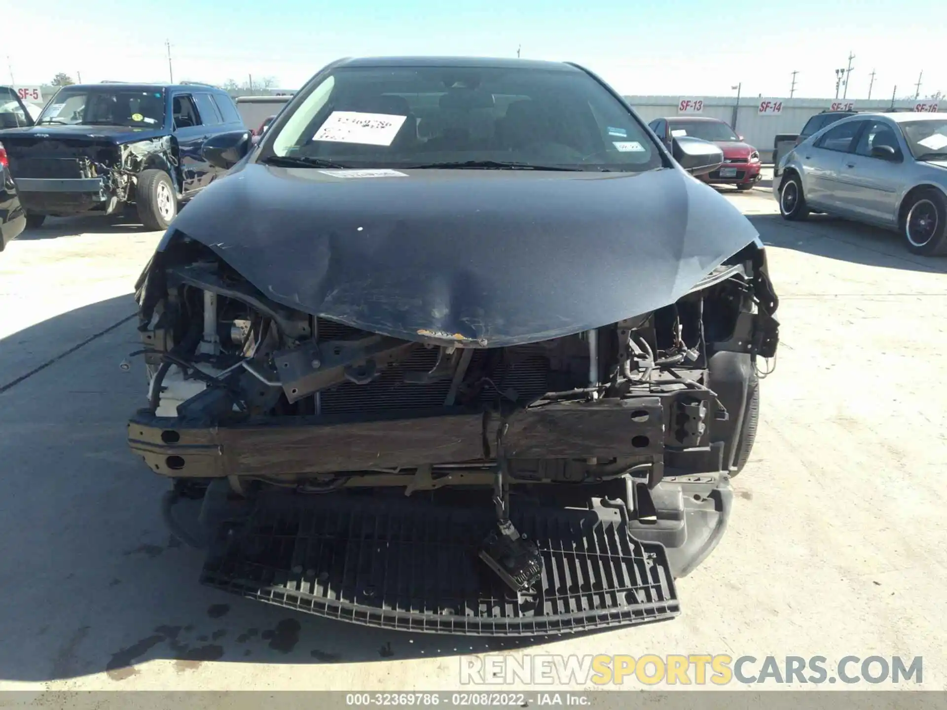 6 Photograph of a damaged car 5YFBURHE6KP877246 TOYOTA COROLLA 2019