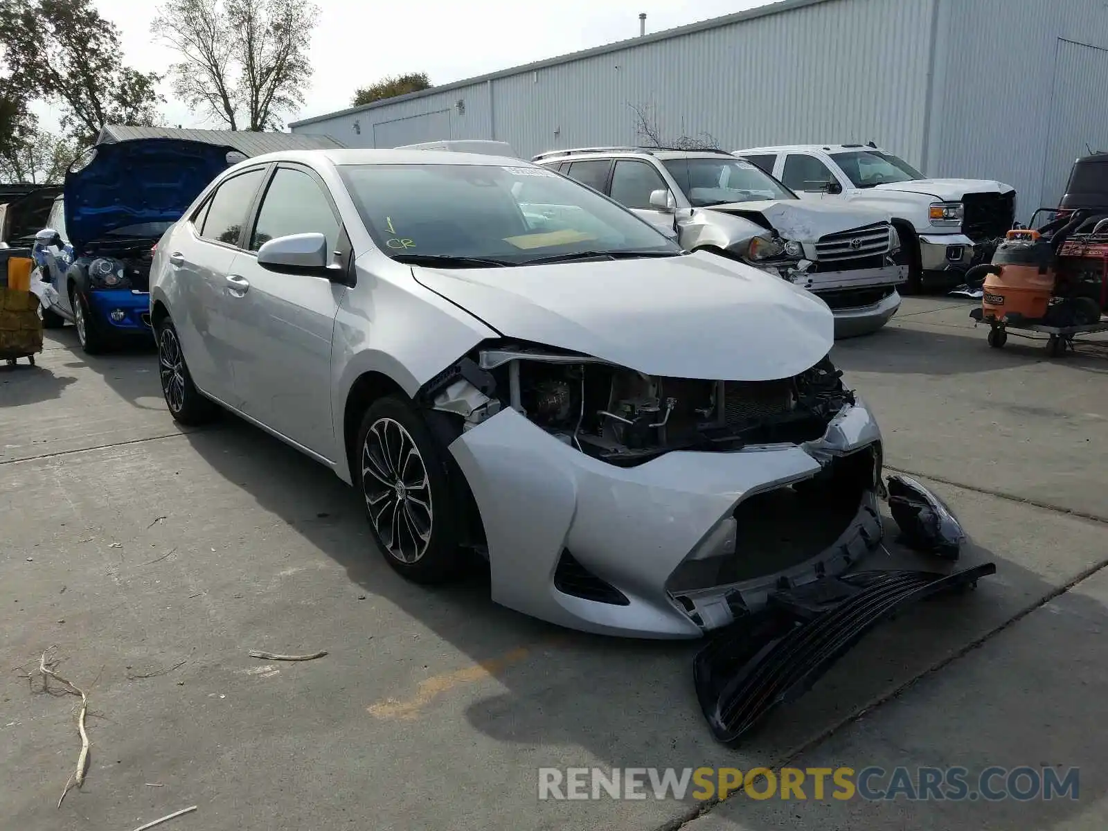 1 Photograph of a damaged car 5YFBURHE6KP877439 TOYOTA COROLLA 2019