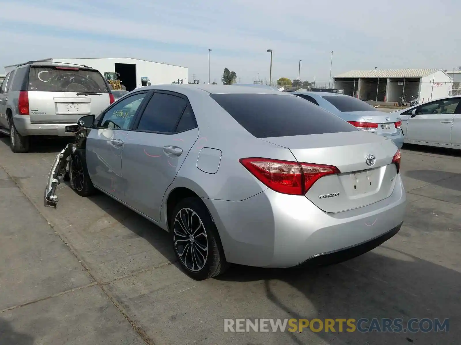 3 Photograph of a damaged car 5YFBURHE6KP877439 TOYOTA COROLLA 2019