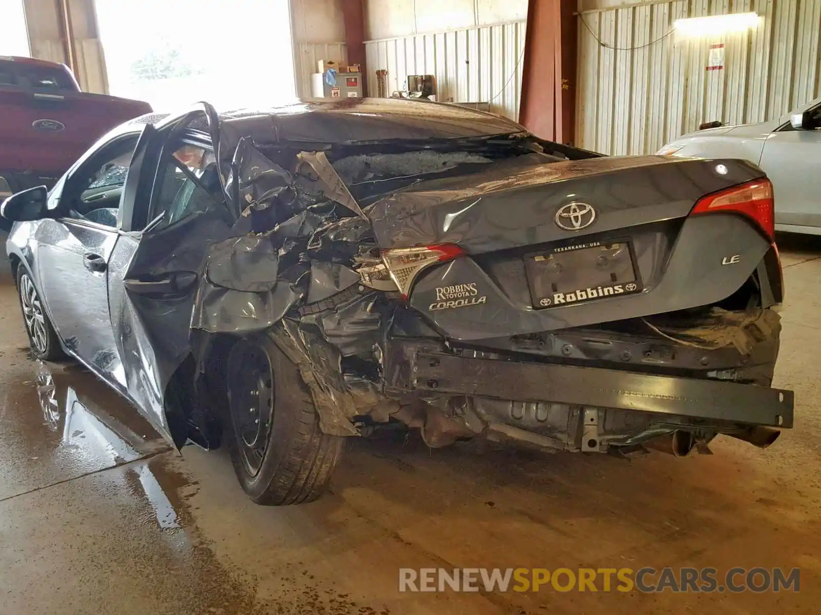 3 Photograph of a damaged car 5YFBURHE6KP878140 TOYOTA COROLLA 2019