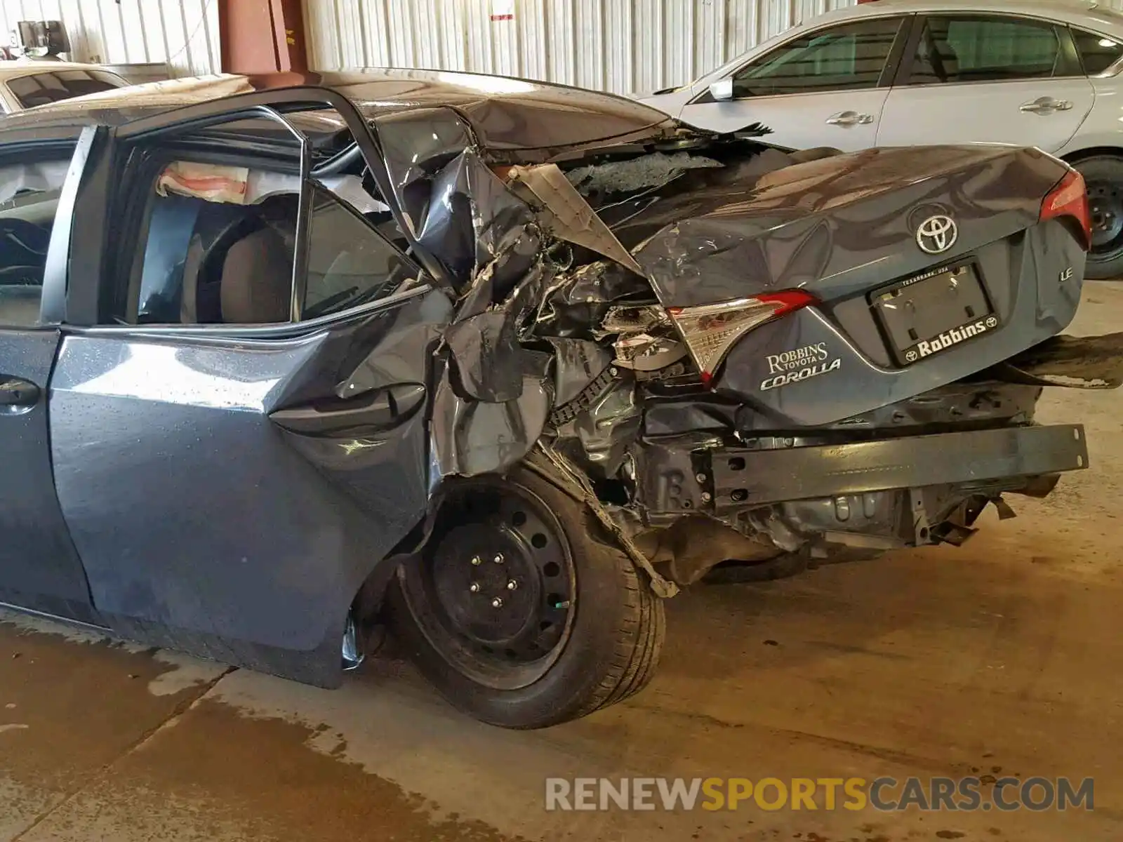 9 Photograph of a damaged car 5YFBURHE6KP878140 TOYOTA COROLLA 2019