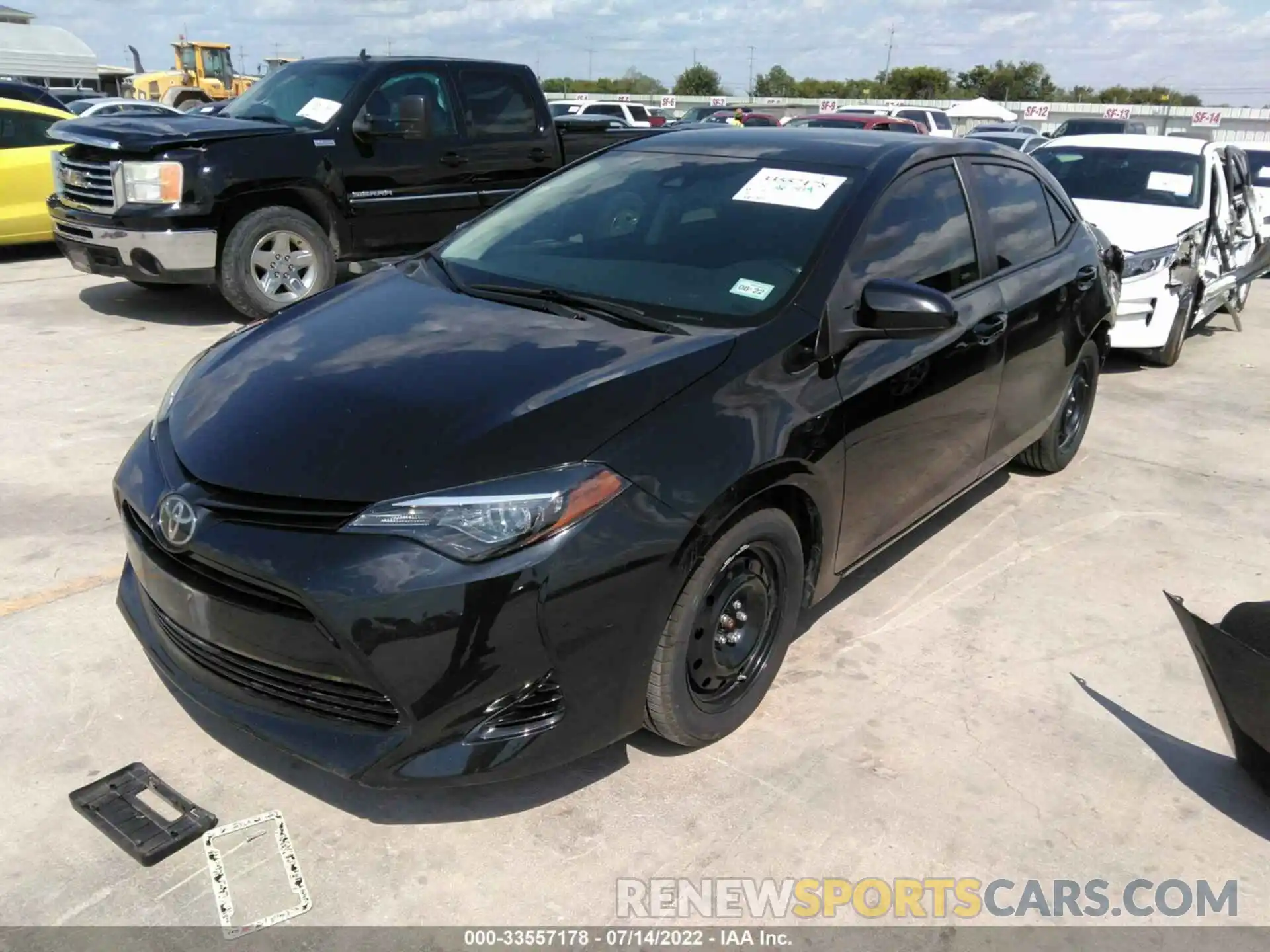 2 Photograph of a damaged car 5YFBURHE6KP879224 TOYOTA COROLLA 2019