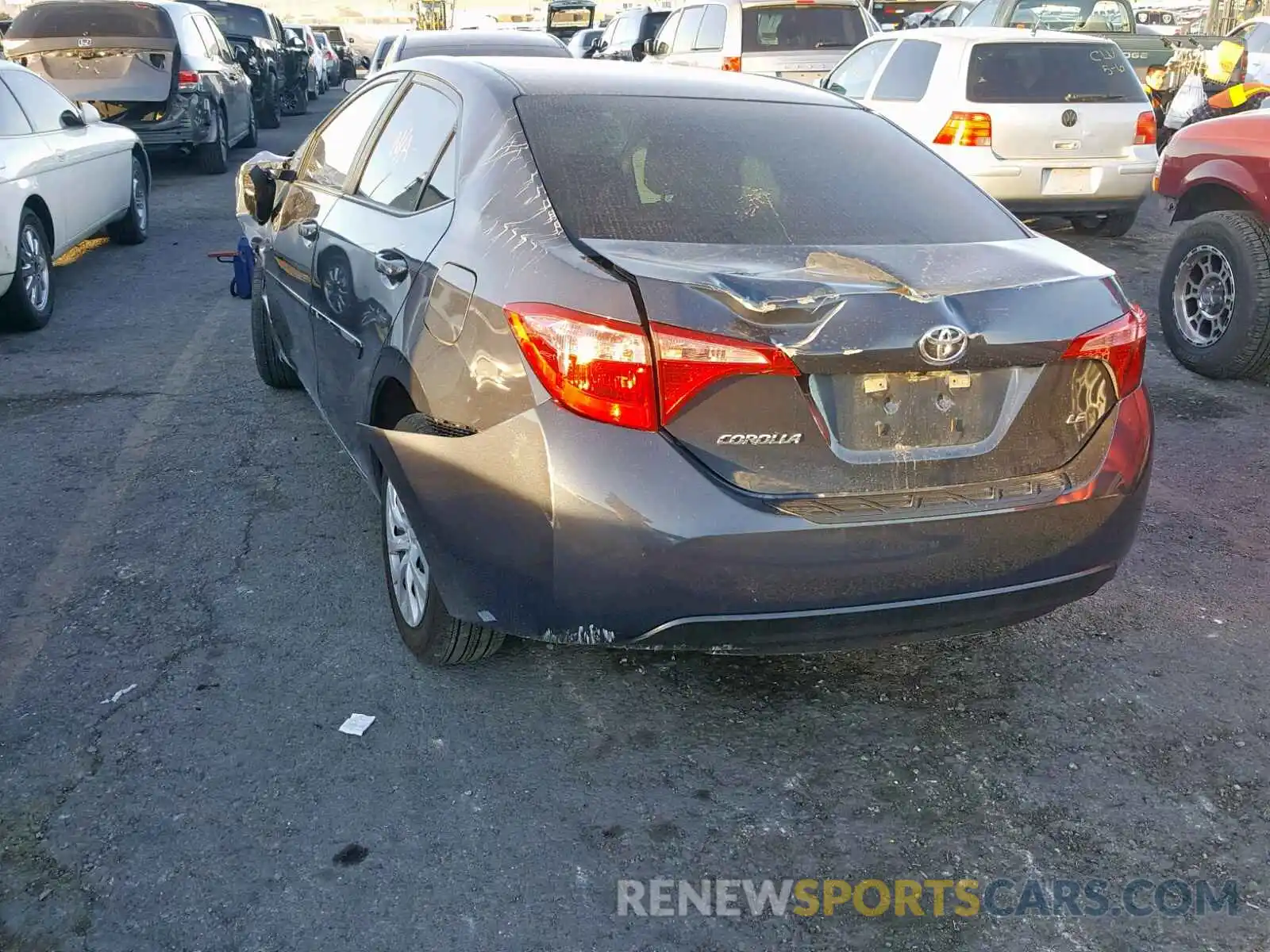 3 Photograph of a damaged car 5YFBURHE6KP879403 TOYOTA COROLLA 2019