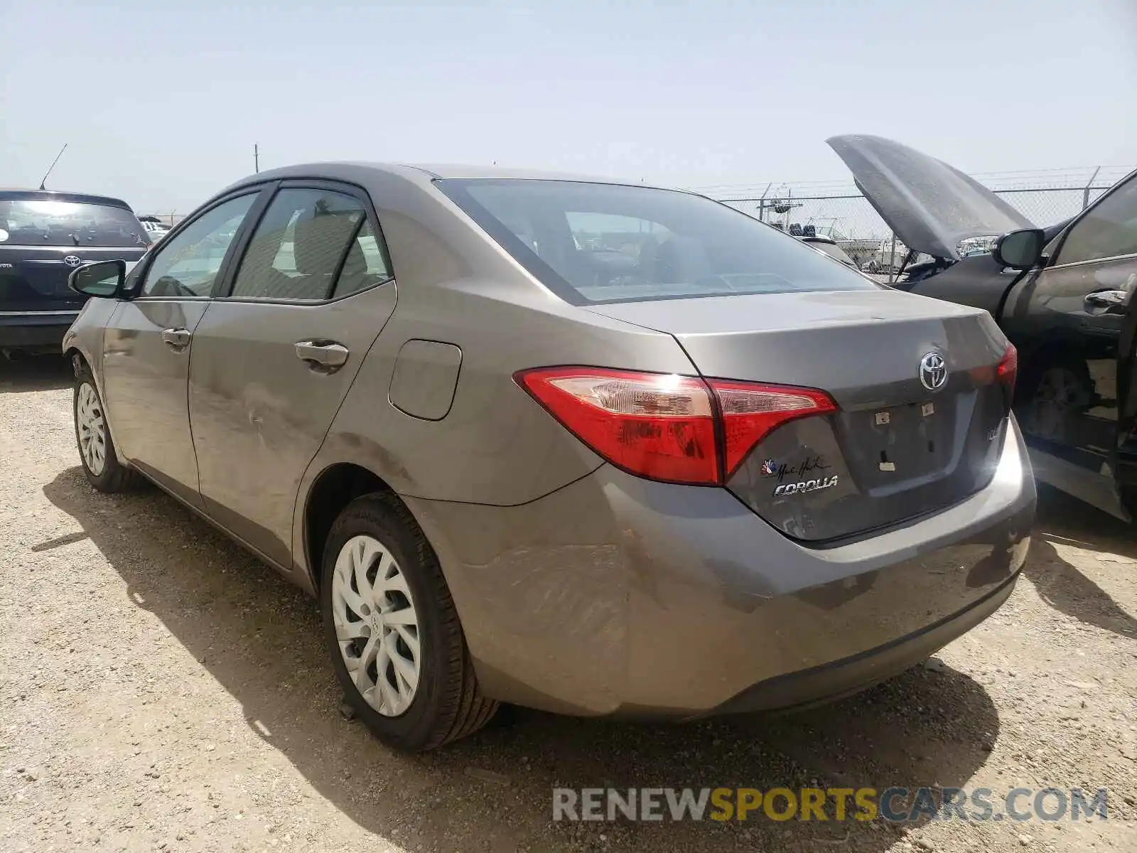 3 Photograph of a damaged car 5YFBURHE6KP879885 TOYOTA COROLLA 2019