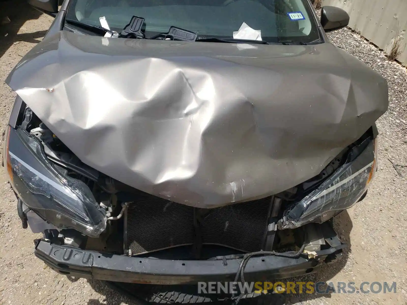 7 Photograph of a damaged car 5YFBURHE6KP879885 TOYOTA COROLLA 2019