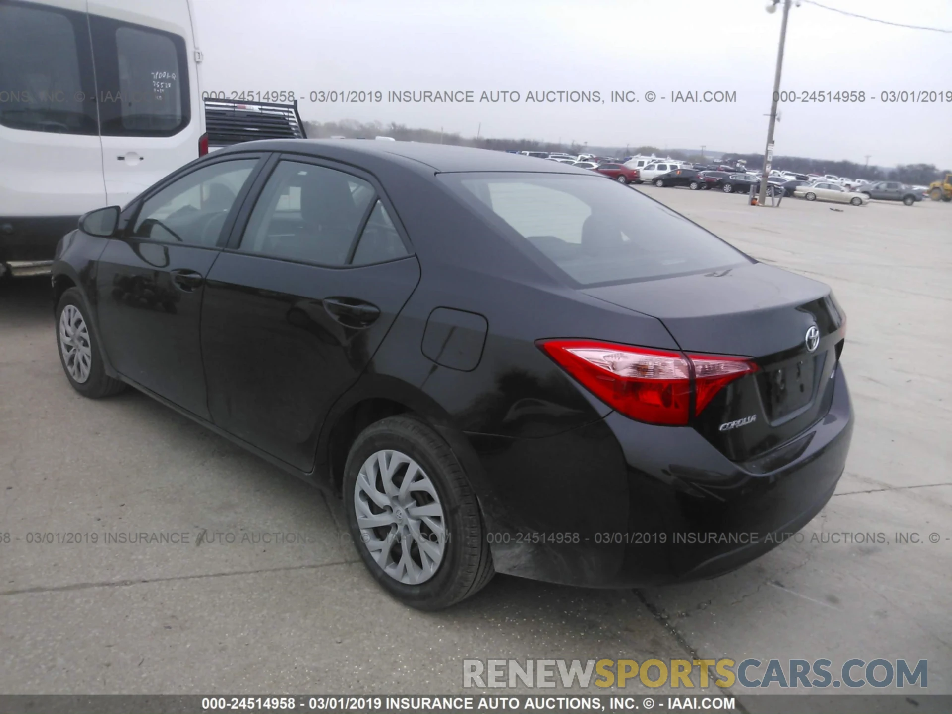 3 Photograph of a damaged car 5YFBURHE6KP880468 TOYOTA COROLLA 2019