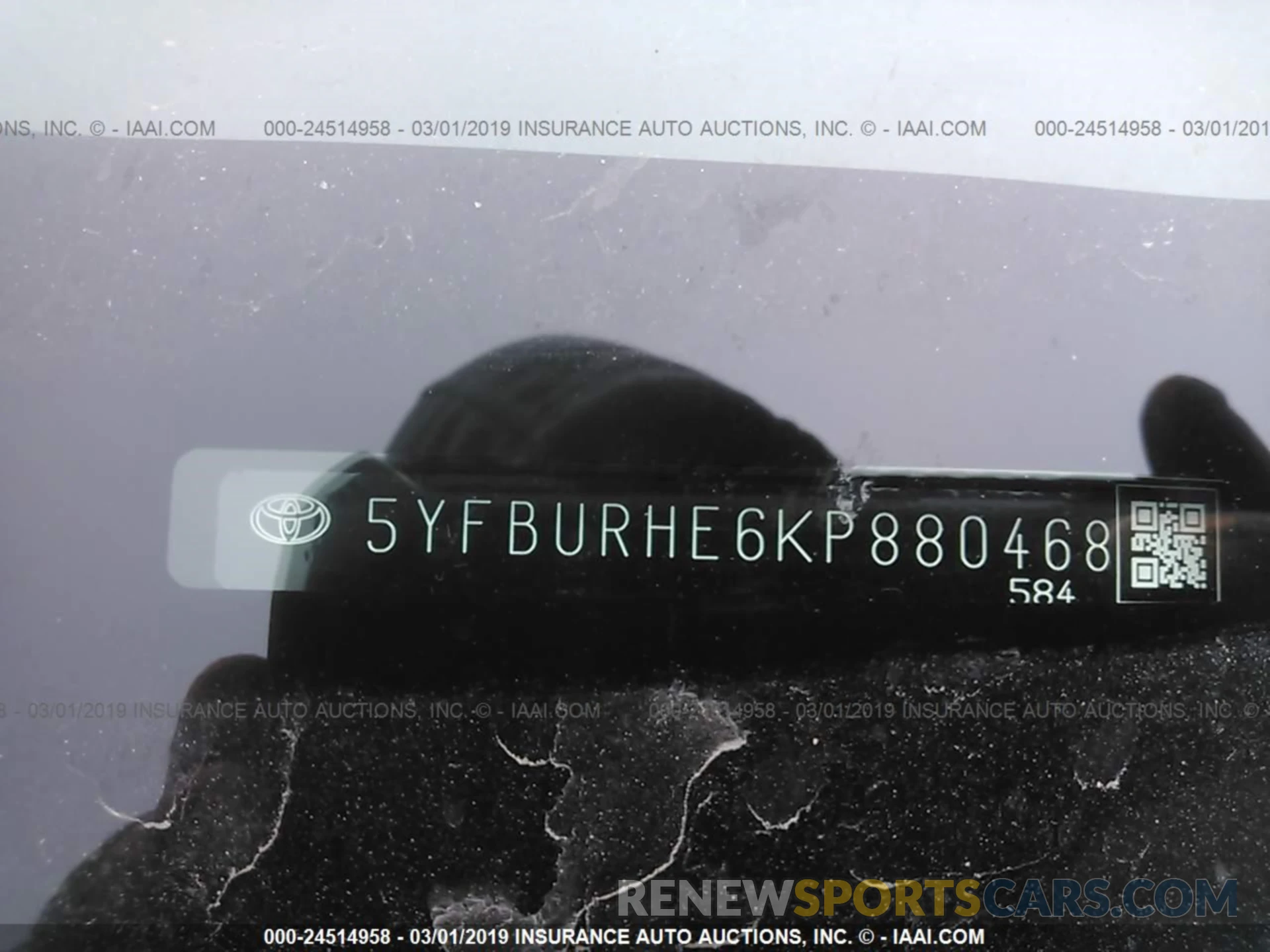 9 Photograph of a damaged car 5YFBURHE6KP880468 TOYOTA COROLLA 2019