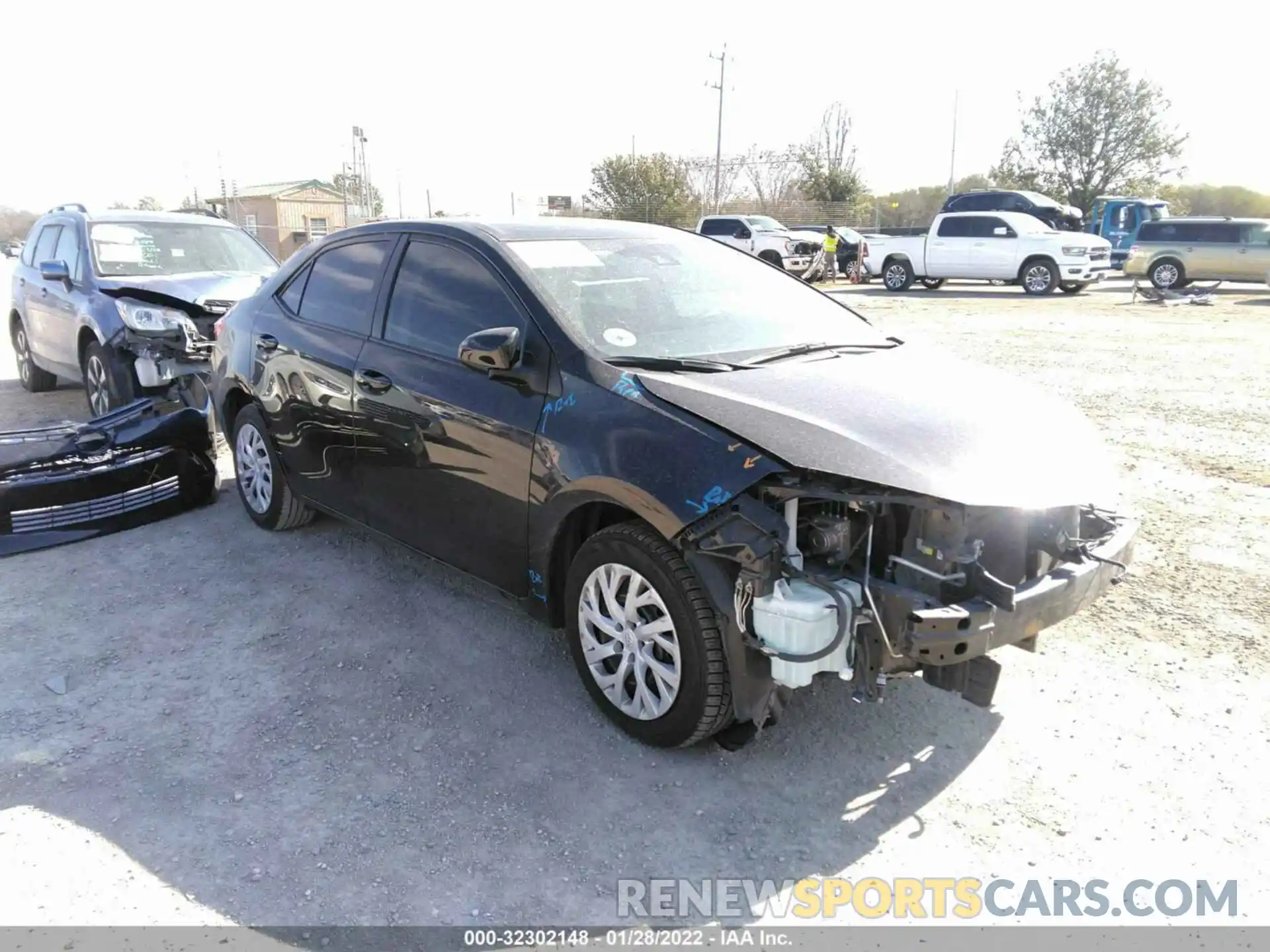 1 Photograph of a damaged car 5YFBURHE6KP881524 TOYOTA COROLLA 2019