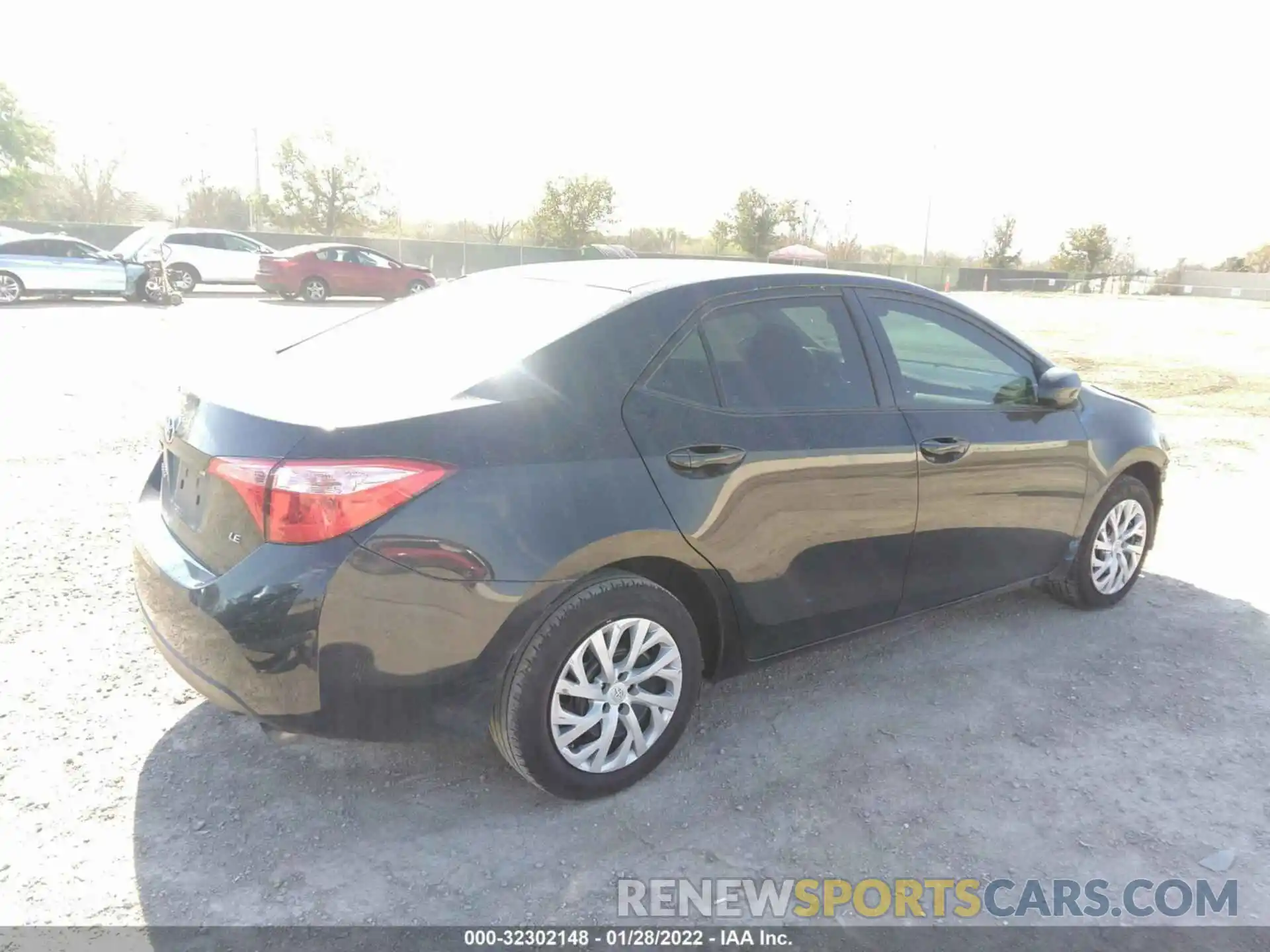 4 Photograph of a damaged car 5YFBURHE6KP881524 TOYOTA COROLLA 2019