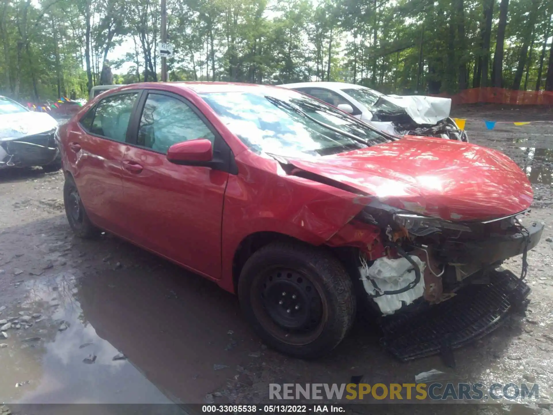 1 Photograph of a damaged car 5YFBURHE6KP882138 TOYOTA COROLLA 2019