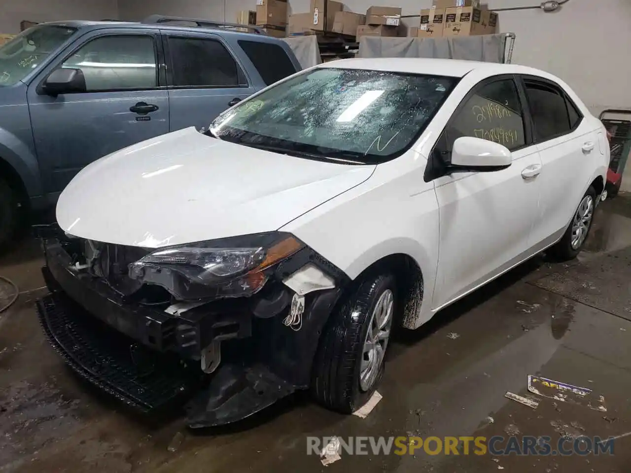 2 Photograph of a damaged car 5YFBURHE6KP882530 TOYOTA COROLLA 2019