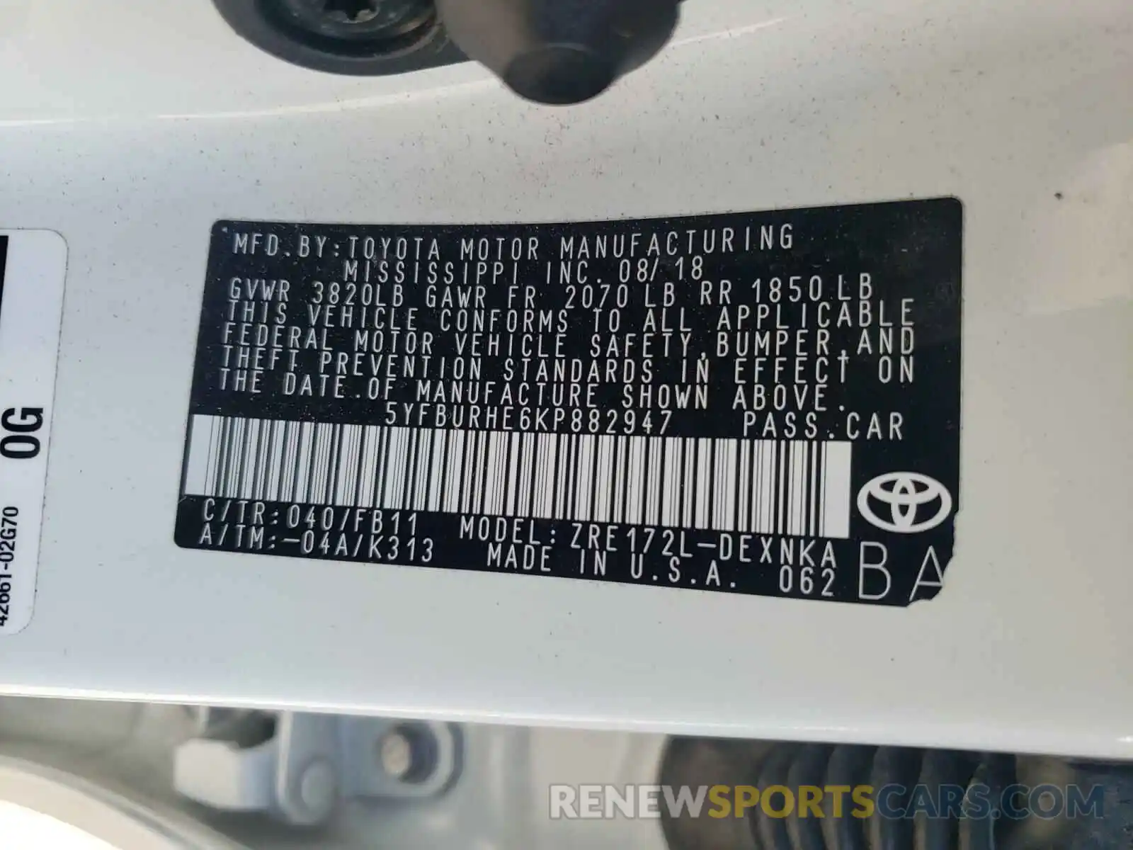 10 Photograph of a damaged car 5YFBURHE6KP882947 TOYOTA COROLLA 2019