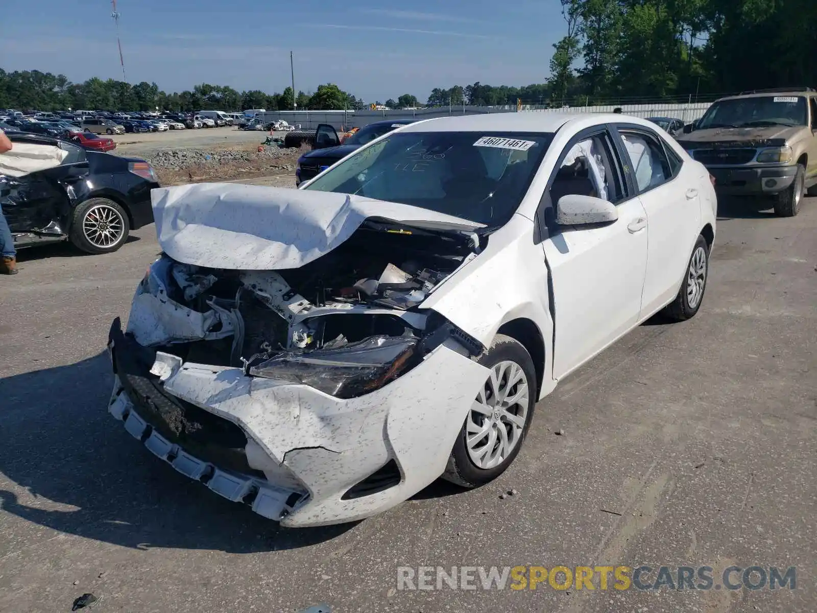 2 Photograph of a damaged car 5YFBURHE6KP882947 TOYOTA COROLLA 2019