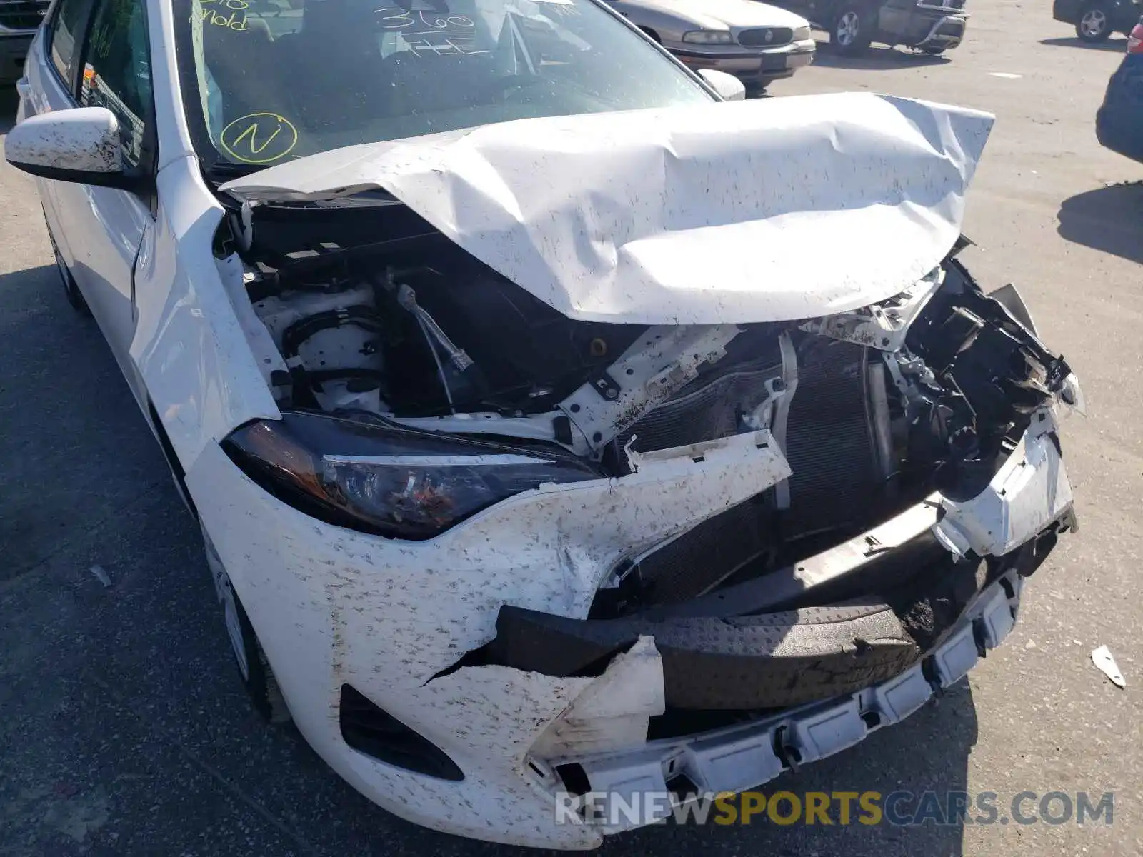 9 Photograph of a damaged car 5YFBURHE6KP882947 TOYOTA COROLLA 2019