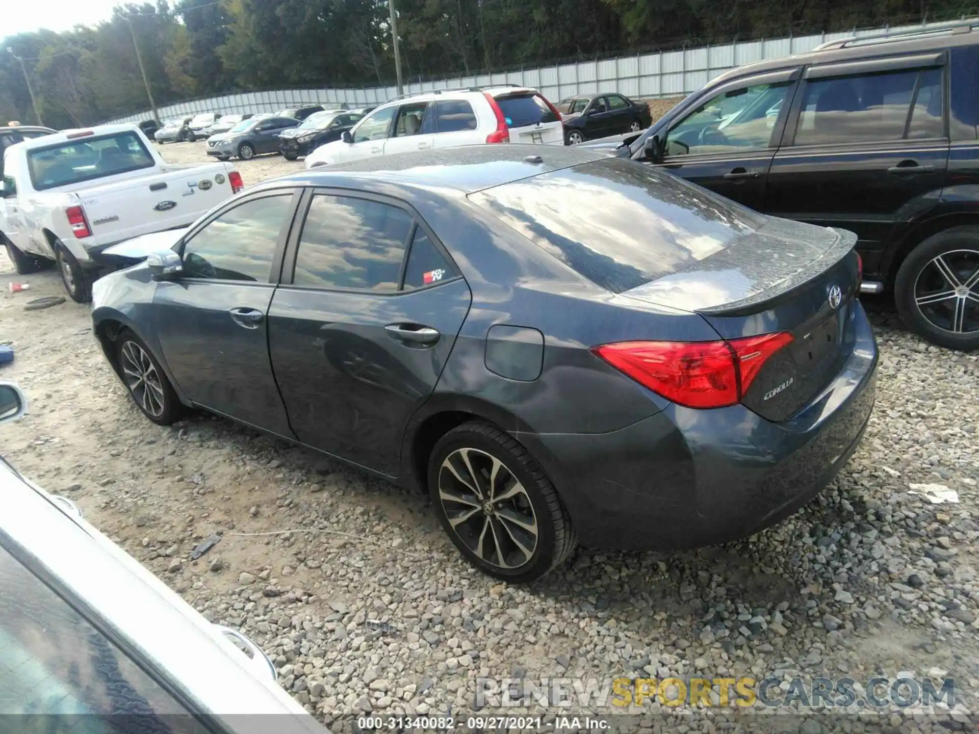 3 Photograph of a damaged car 5YFBURHE6KP883161 TOYOTA COROLLA 2019