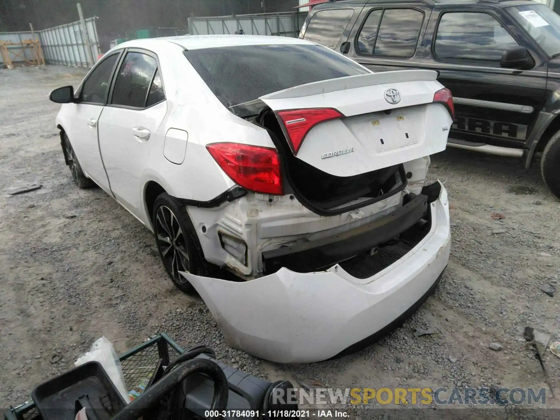 3 Photograph of a damaged car 5YFBURHE6KP883323 TOYOTA COROLLA 2019