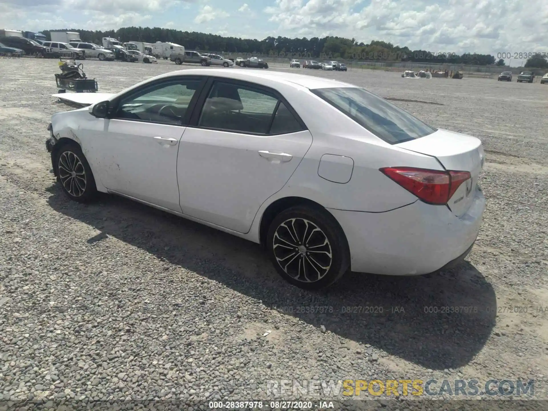 3 Photograph of a damaged car 5YFBURHE6KP884780 TOYOTA COROLLA 2019