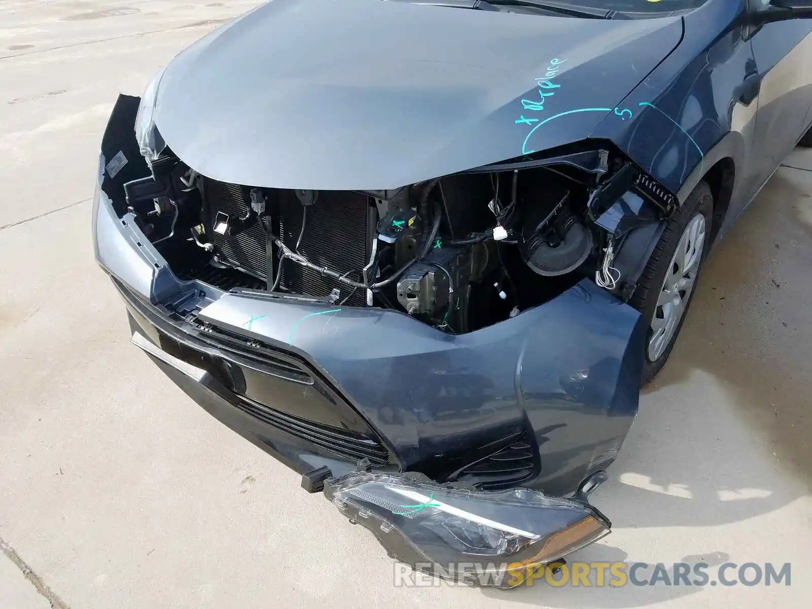 9 Photograph of a damaged car 5YFBURHE6KP885119 TOYOTA COROLLA 2019