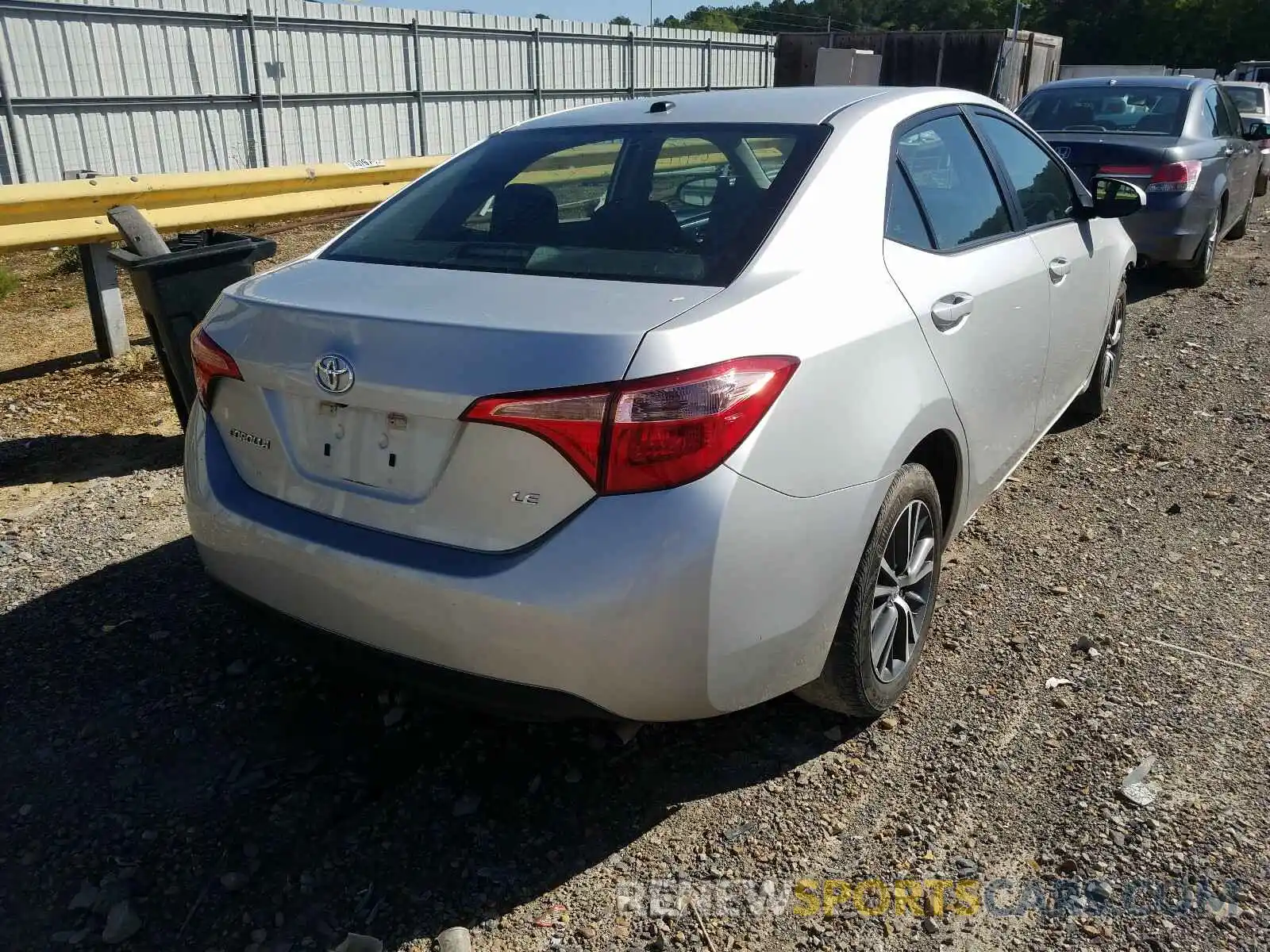 4 Фотография поврежденного автомобиля 5YFBURHE6KP885539 TOYOTA COROLLA 2019