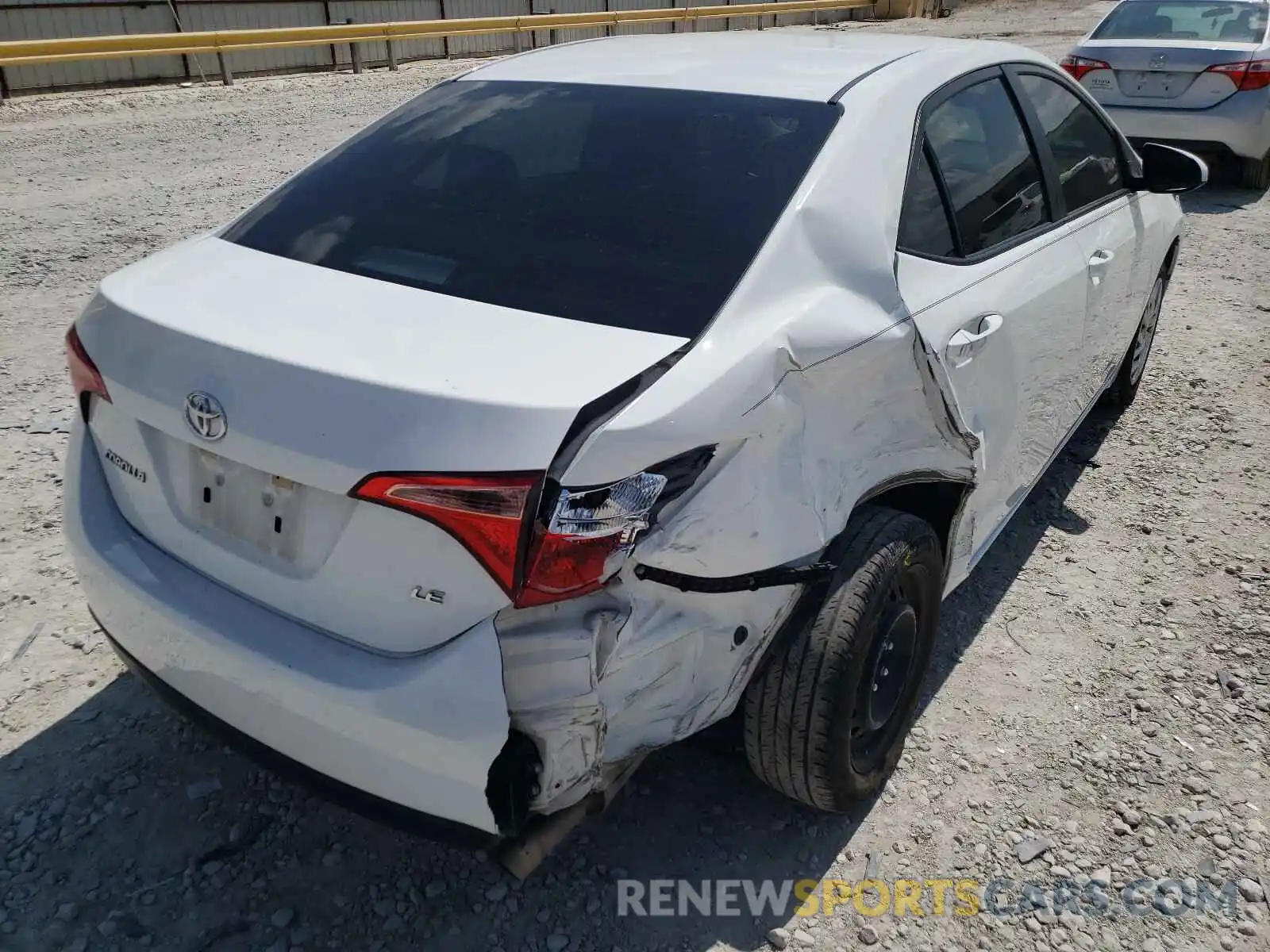 4 Photograph of a damaged car 5YFBURHE6KP885797 TOYOTA COROLLA 2019