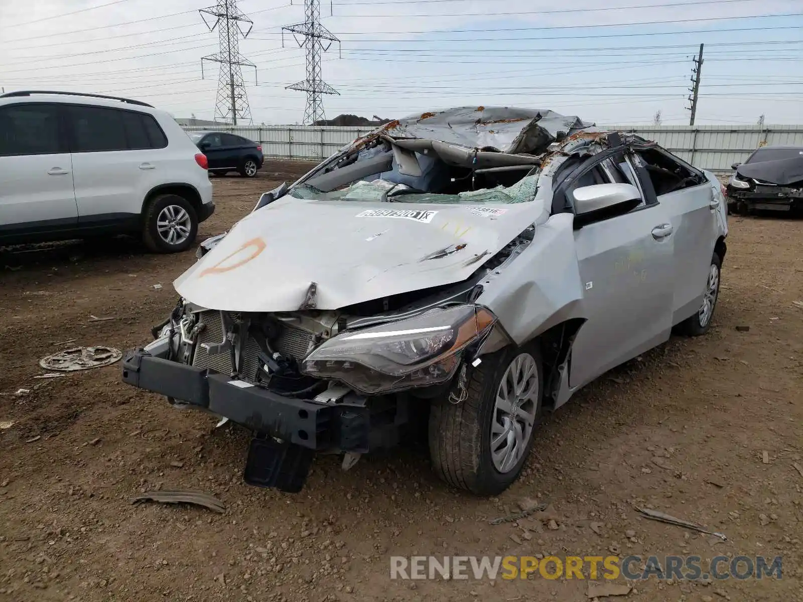 2 Photograph of a damaged car 5YFBURHE6KP885895 TOYOTA COROLLA 2019