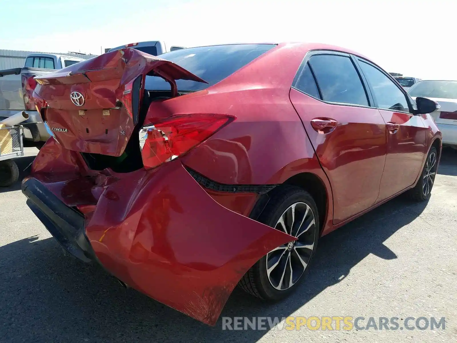 4 Photograph of a damaged car 5YFBURHE6KP886061 TOYOTA COROLLA 2019