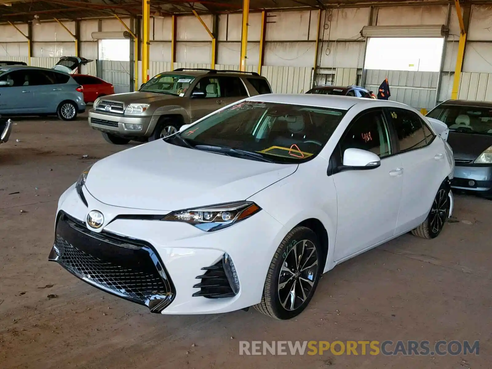 2 Photograph of a damaged car 5YFBURHE6KP886268 TOYOTA COROLLA 2019