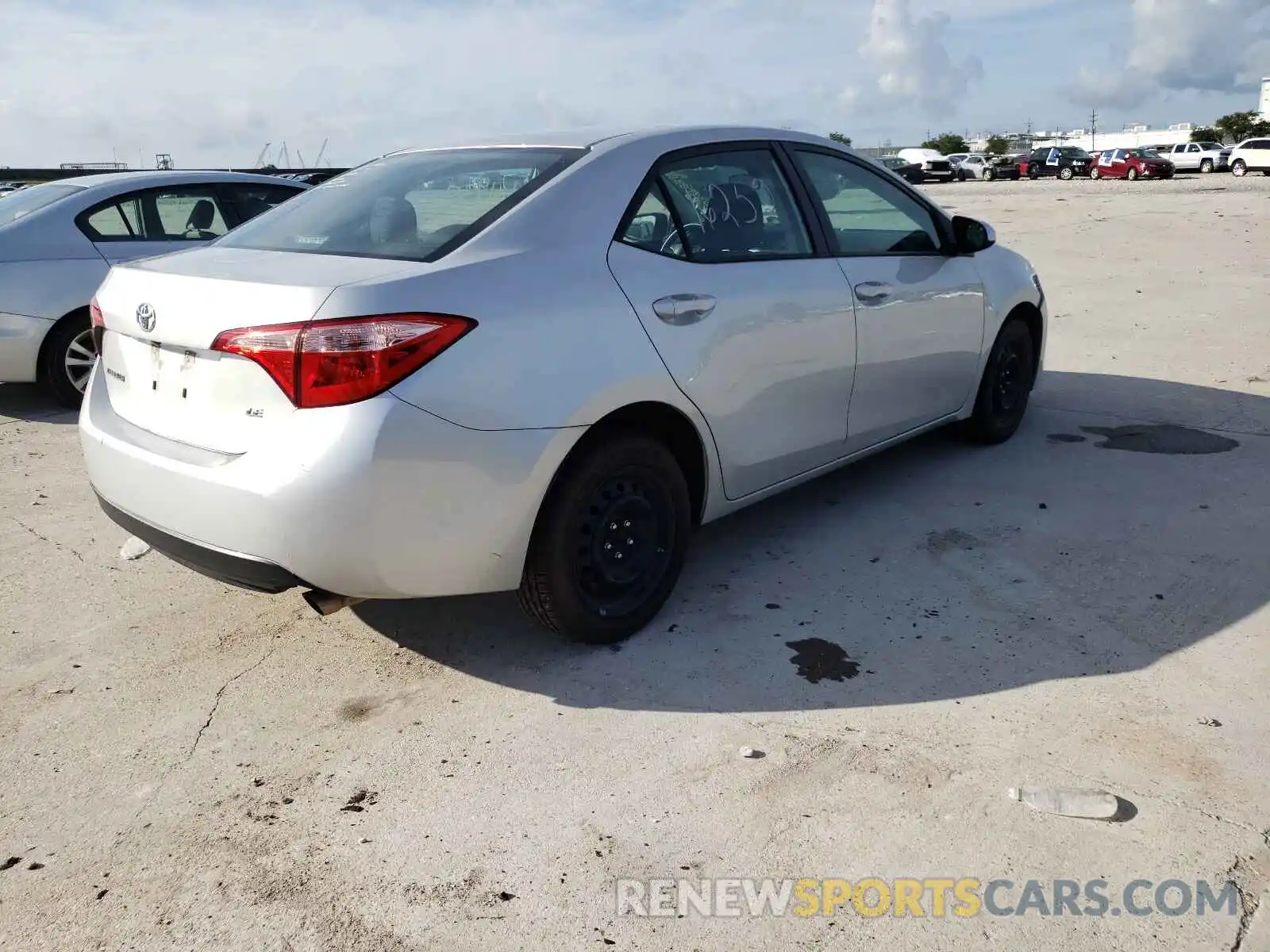 4 Photograph of a damaged car 5YFBURHE6KP887064 TOYOTA COROLLA 2019