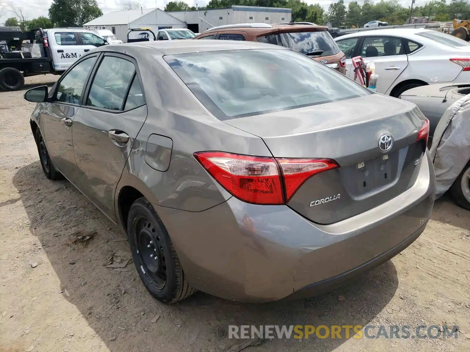 3 Photograph of a damaged car 5YFBURHE6KP887131 TOYOTA COROLLA 2019