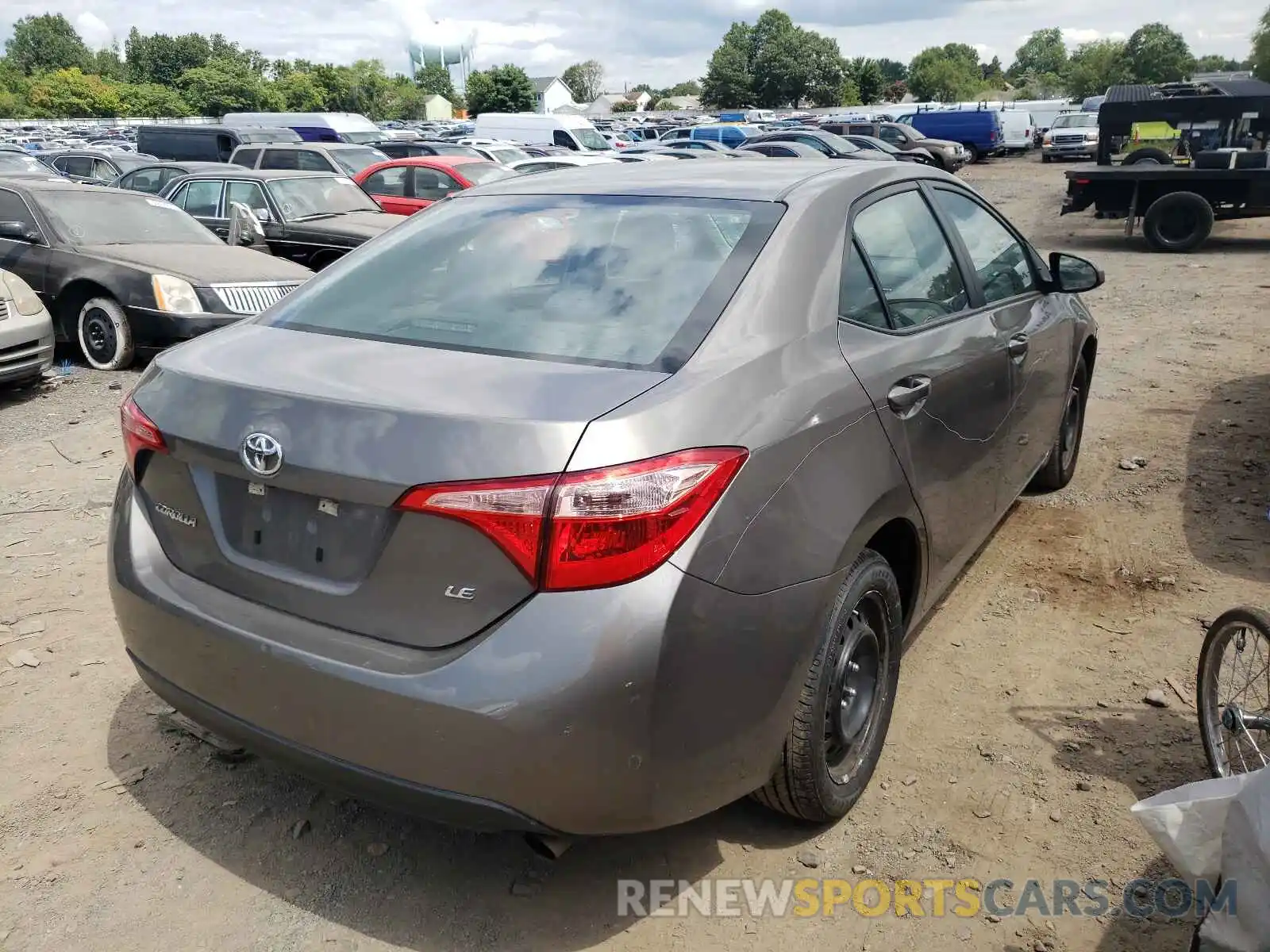 4 Photograph of a damaged car 5YFBURHE6KP887131 TOYOTA COROLLA 2019