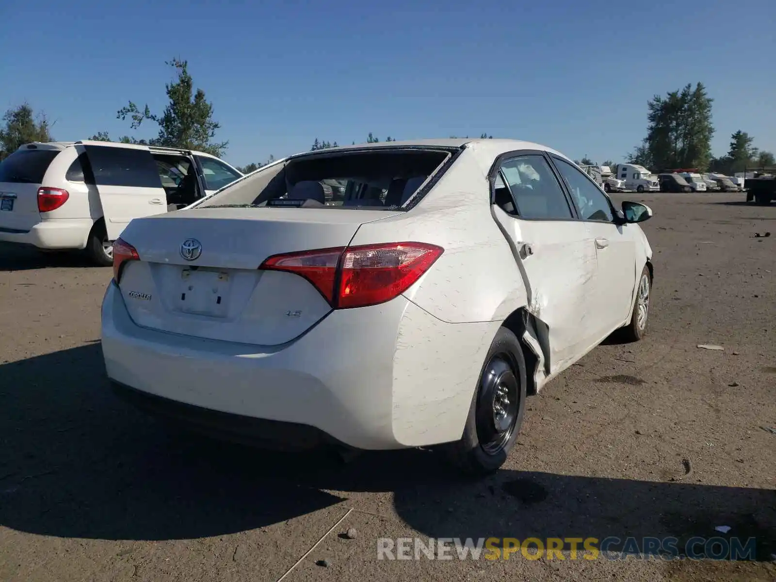 4 Photograph of a damaged car 5YFBURHE6KP889011 TOYOTA COROLLA 2019