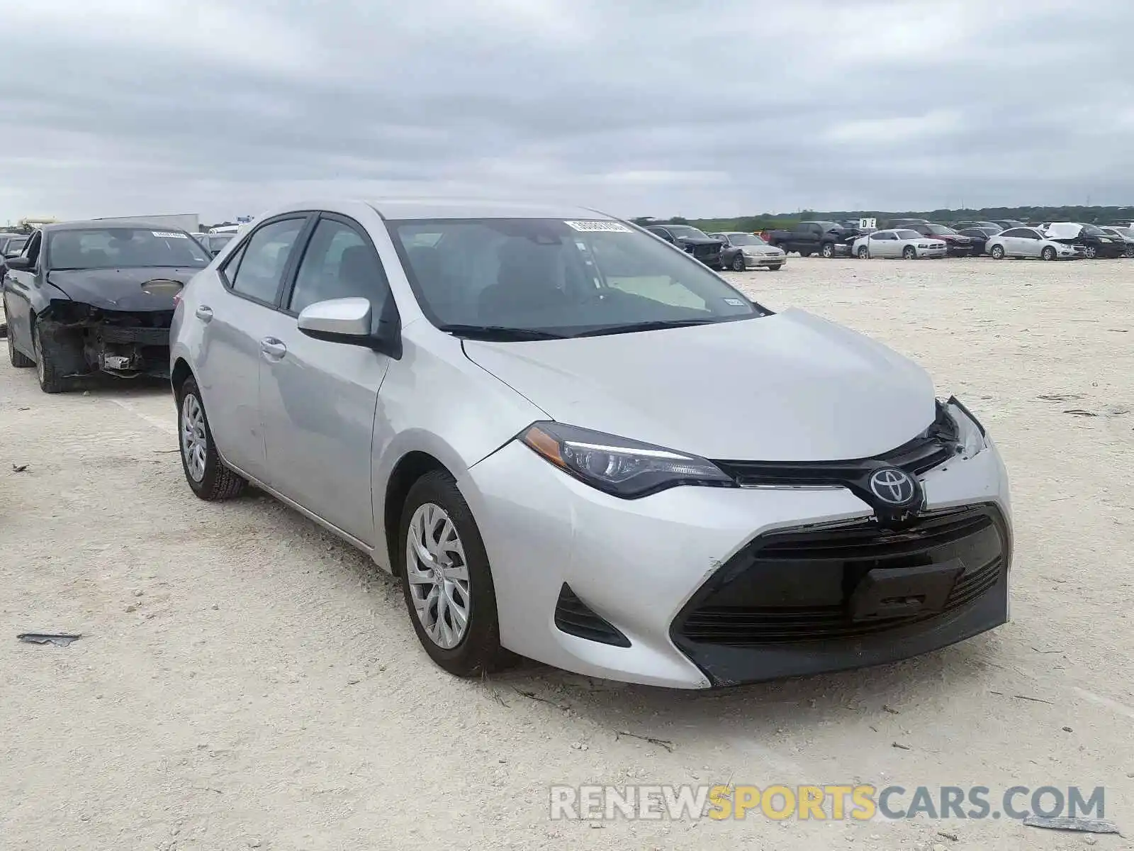 1 Photograph of a damaged car 5YFBURHE6KP889123 TOYOTA COROLLA 2019