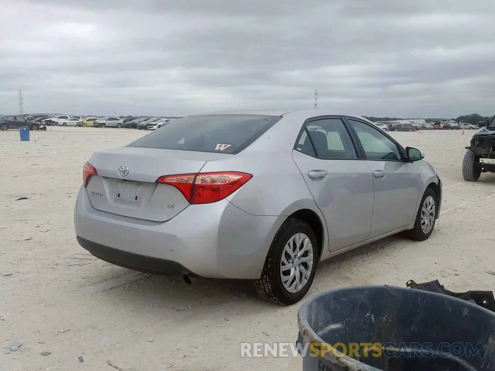 4 Photograph of a damaged car 5YFBURHE6KP889123 TOYOTA COROLLA 2019