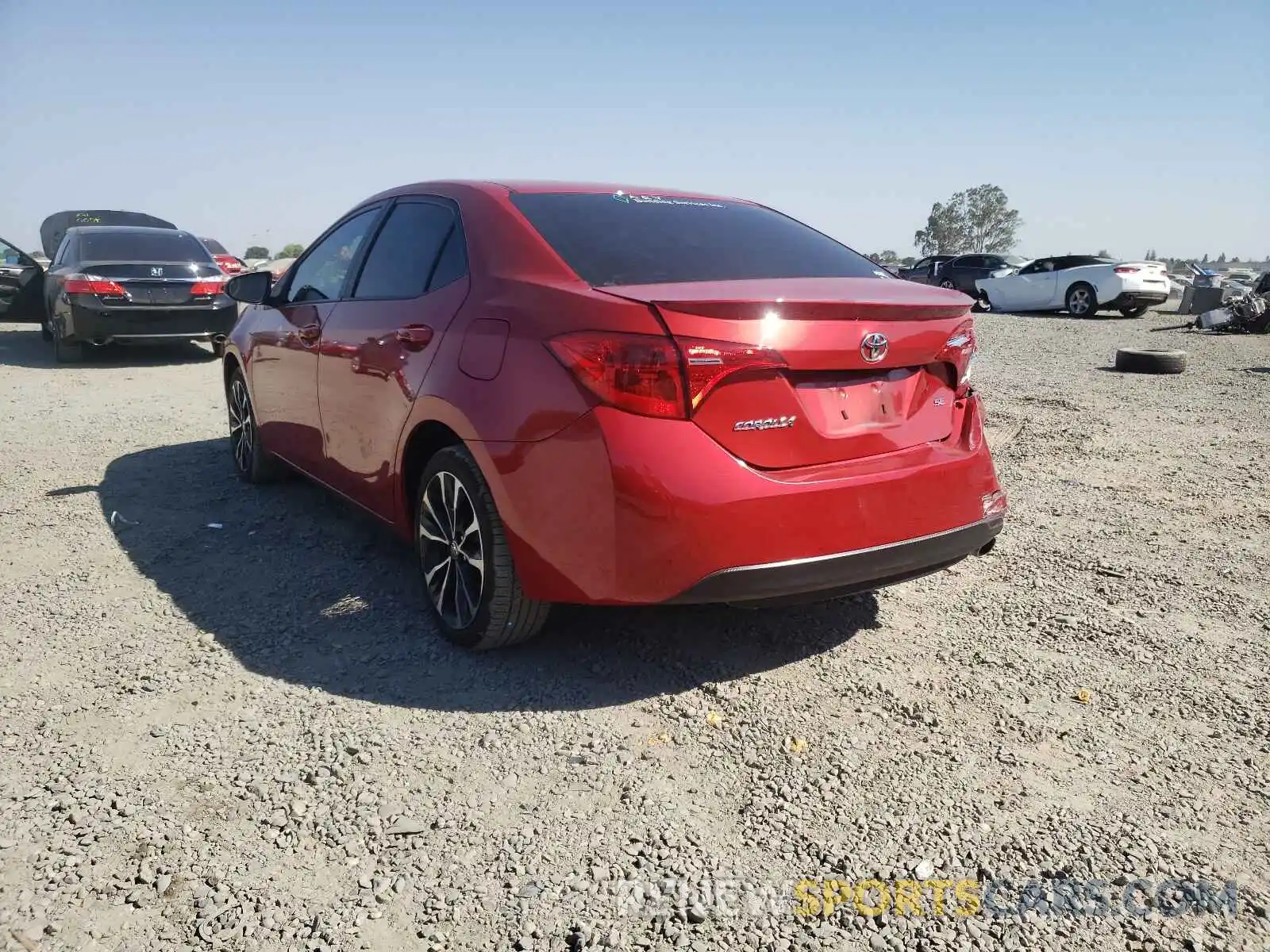 3 Photograph of a damaged car 5YFBURHE6KP889283 TOYOTA COROLLA 2019