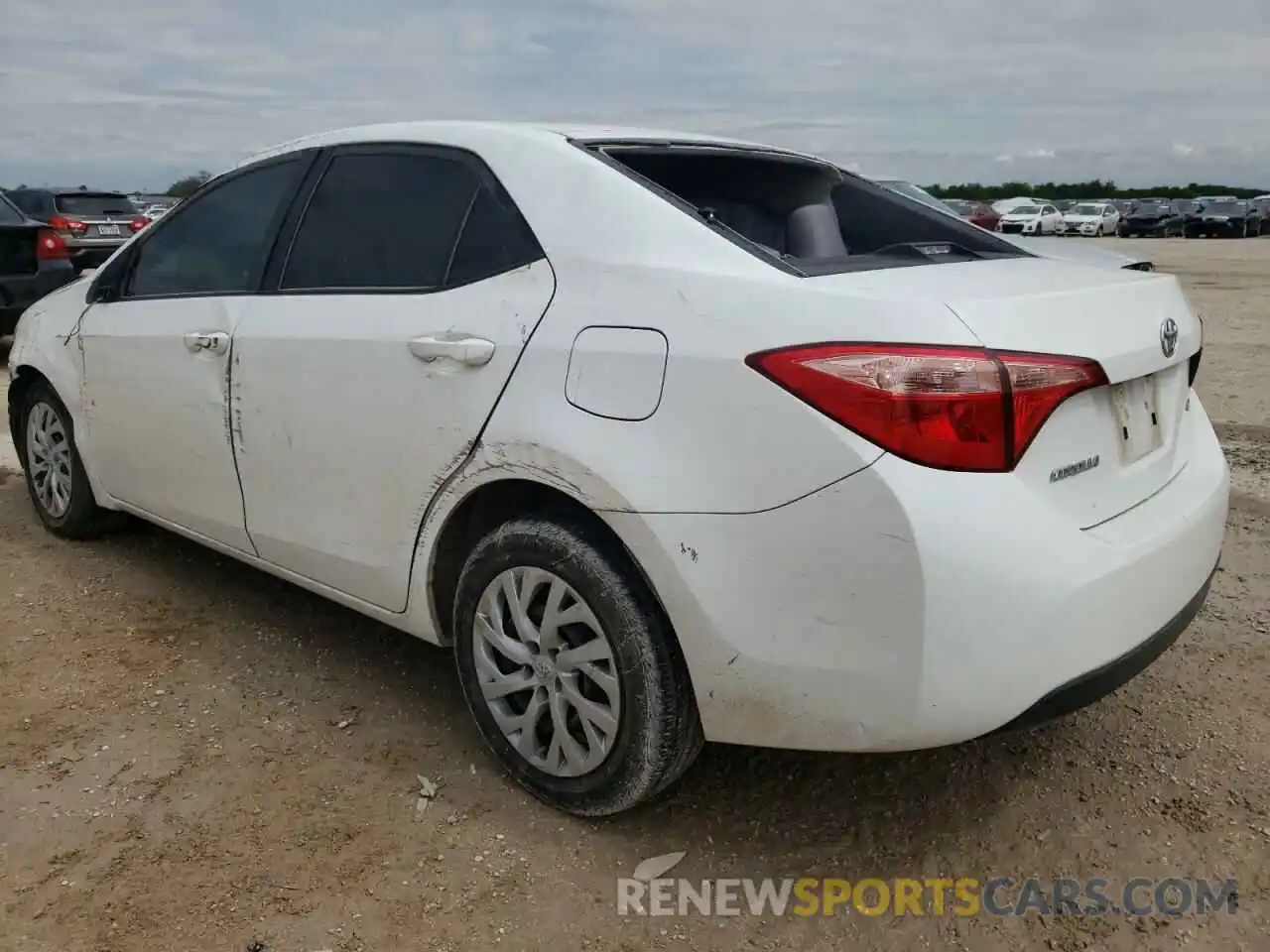 3 Photograph of a damaged car 5YFBURHE6KP889381 TOYOTA COROLLA 2019