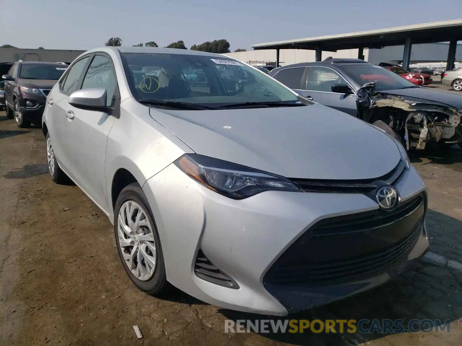 1 Photograph of a damaged car 5YFBURHE6KP890059 TOYOTA COROLLA 2019