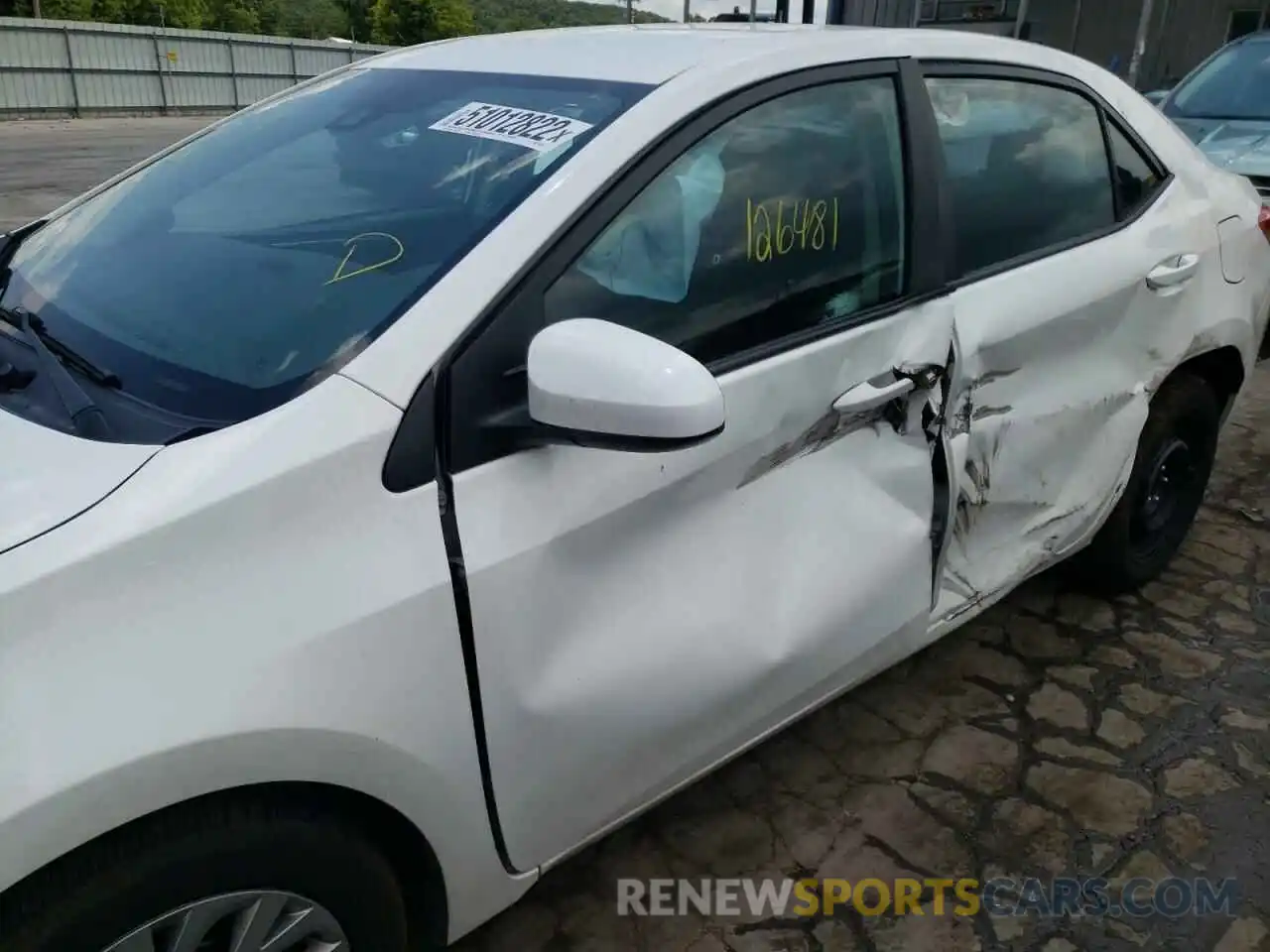 9 Photograph of a damaged car 5YFBURHE6KP890112 TOYOTA COROLLA 2019