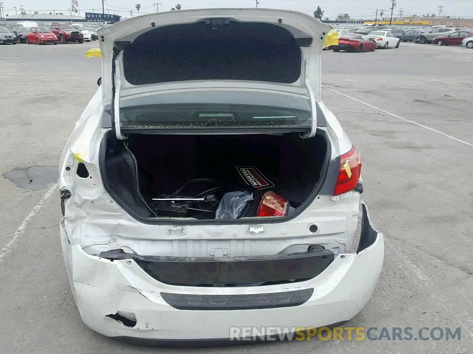 9 Photograph of a damaged car 5YFBURHE6KP891518 TOYOTA COROLLA 2019