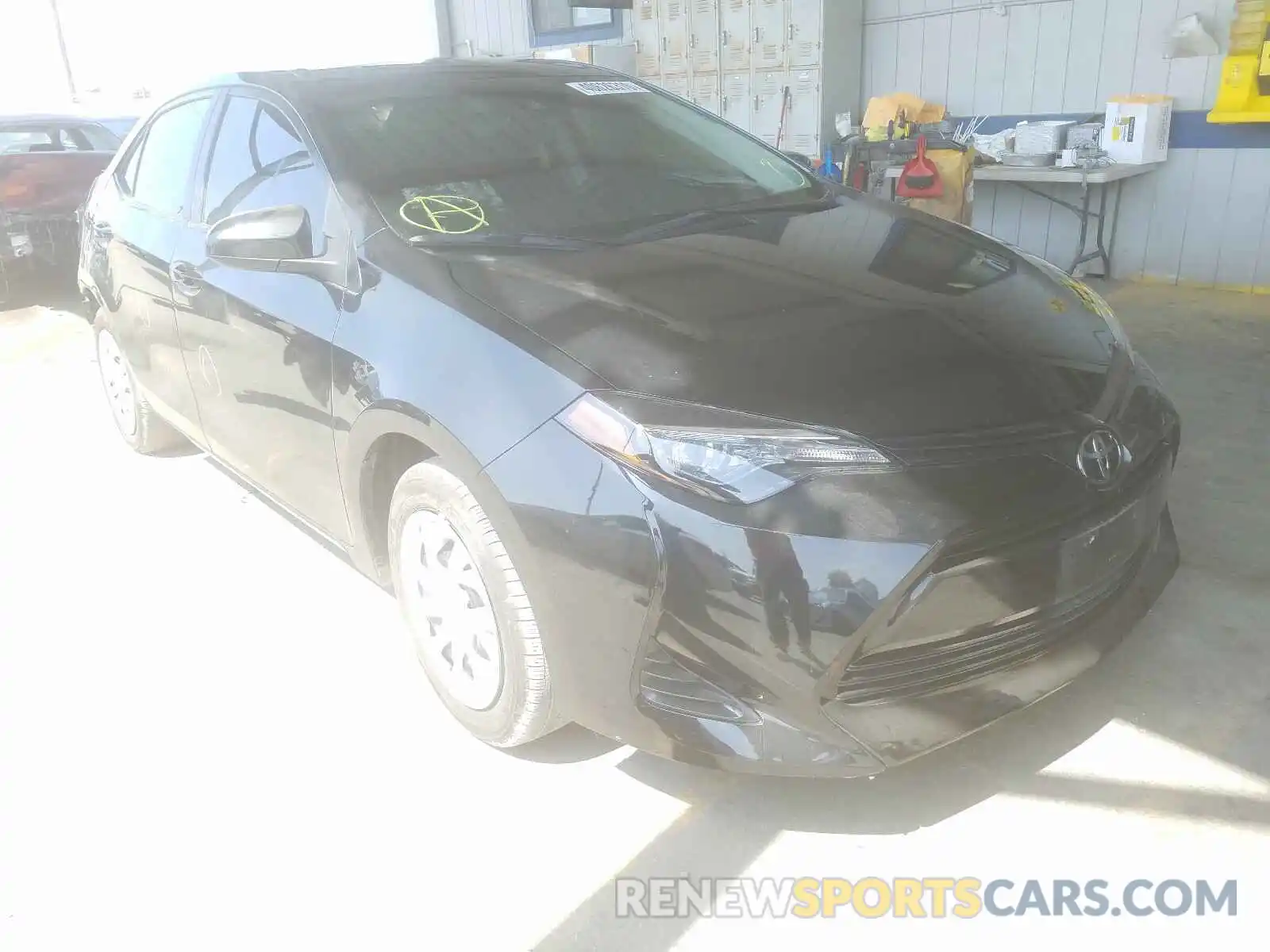 1 Photograph of a damaged car 5YFBURHE6KP892359 TOYOTA COROLLA 2019