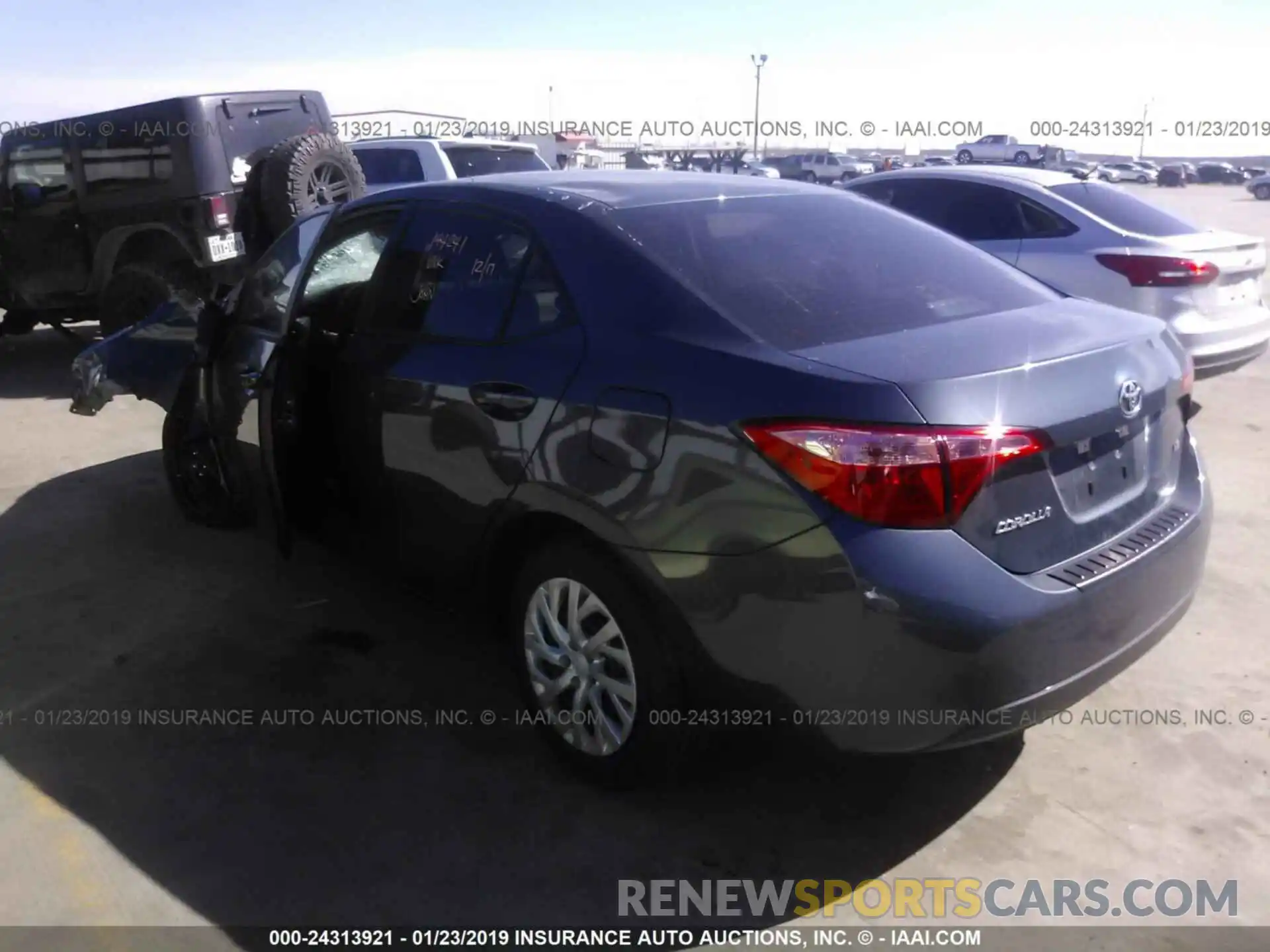 3 Photograph of a damaged car 5YFBURHE6KP894533 TOYOTA COROLLA 2019