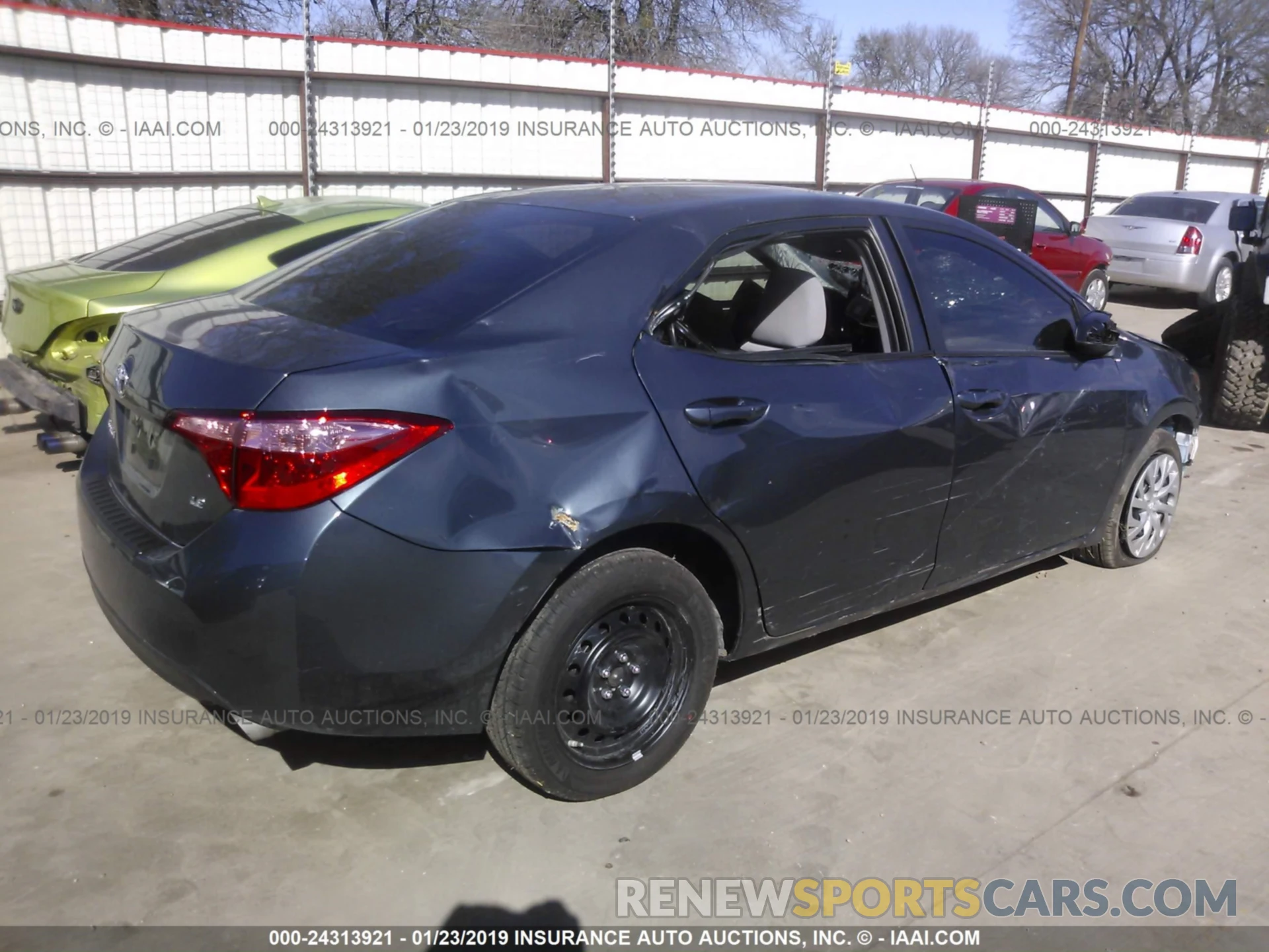 4 Photograph of a damaged car 5YFBURHE6KP894533 TOYOTA COROLLA 2019