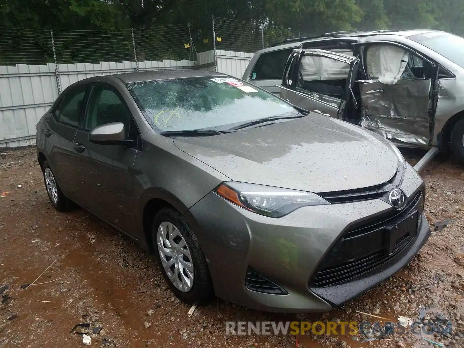 1 Photograph of a damaged car 5YFBURHE6KP895021 TOYOTA COROLLA 2019