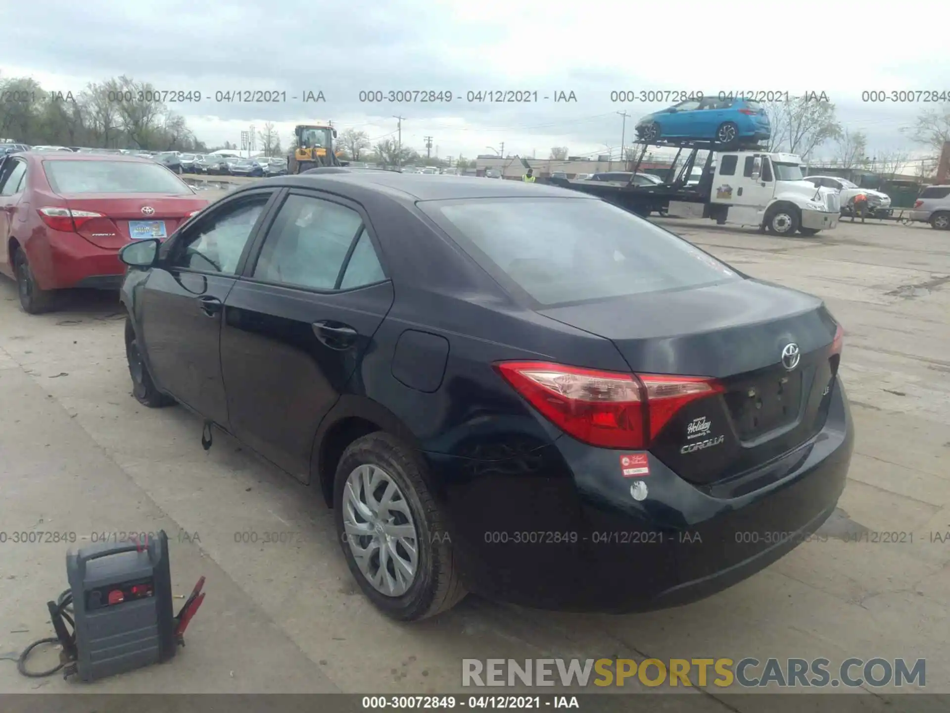 3 Photograph of a damaged car 5YFBURHE6KP895617 TOYOTA COROLLA 2019