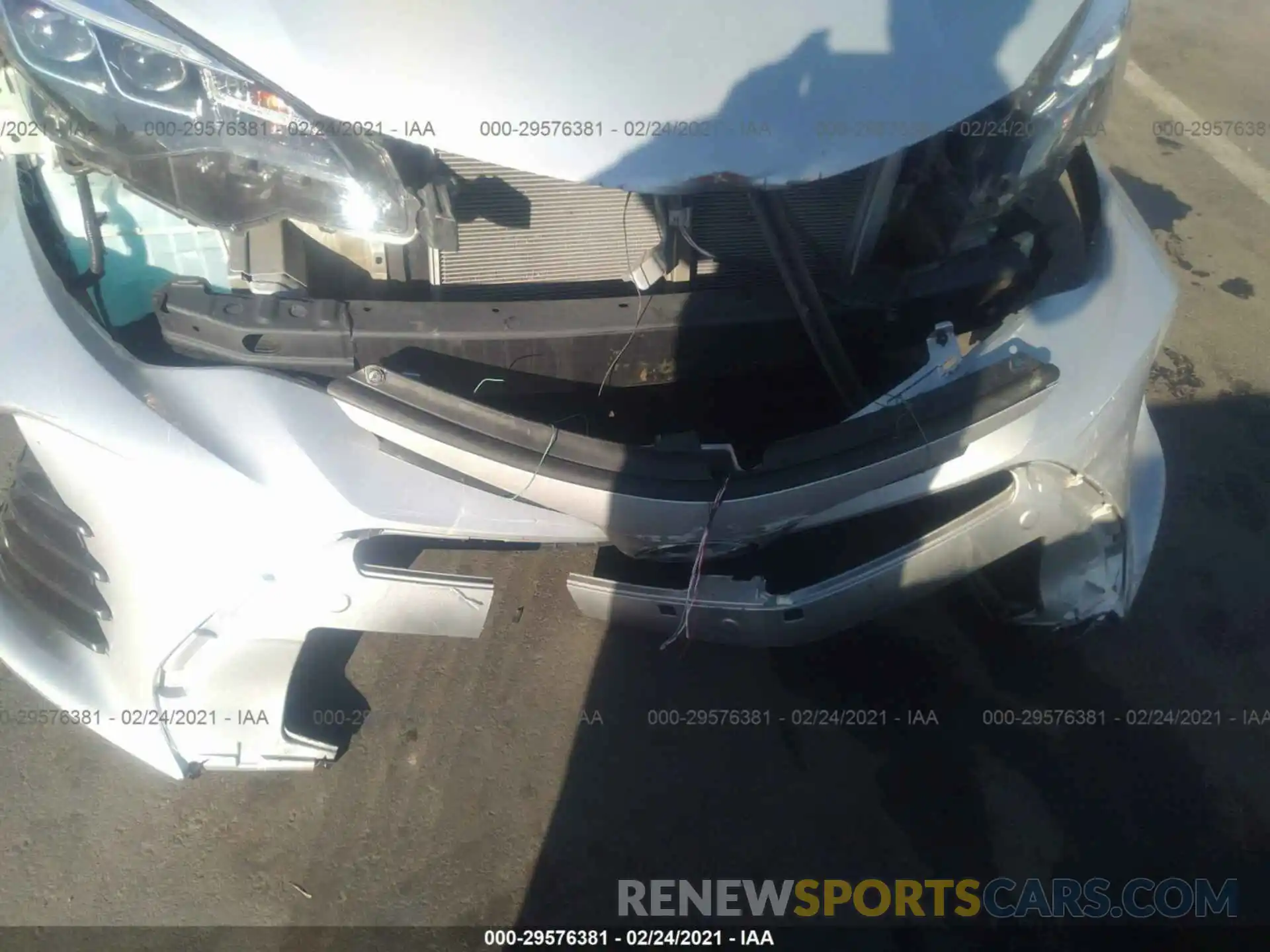 12 Photograph of a damaged car 5YFBURHE6KP895911 TOYOTA COROLLA 2019